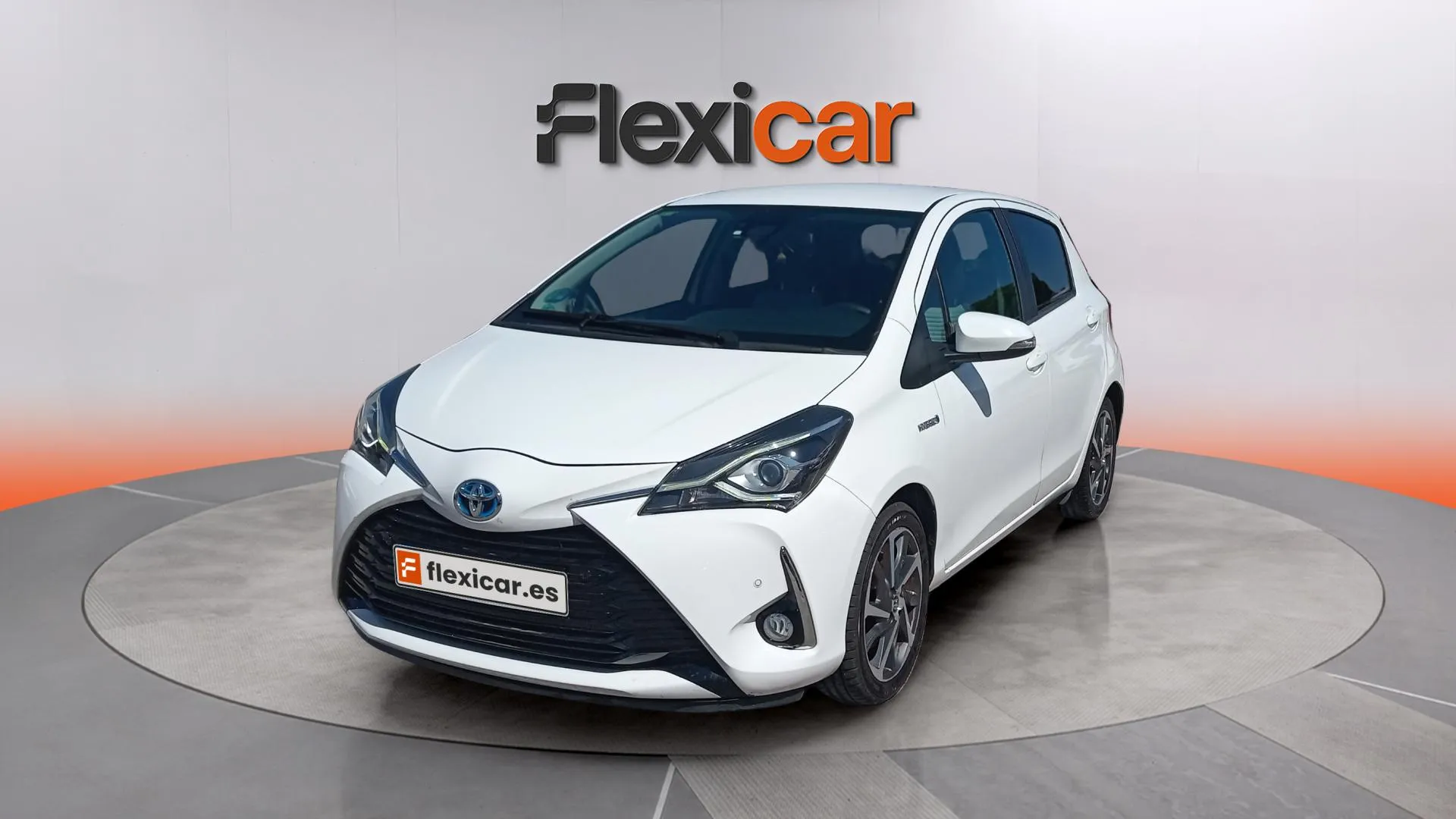 Toyota Yaris 1.5 100H Active - foto 4