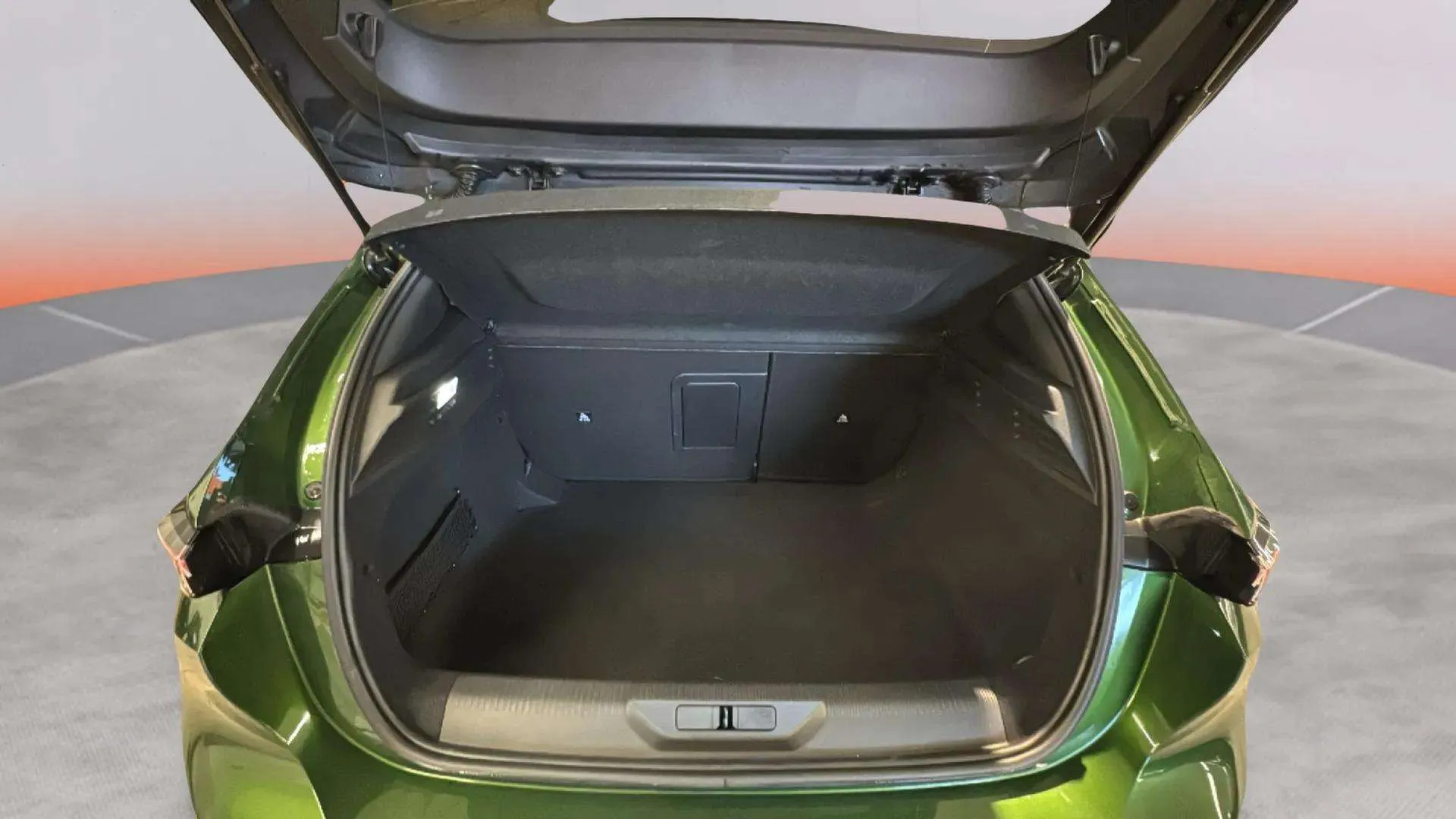 Peugeot 308 Allure Pack PureTech 130 EAT8 - foto 10
