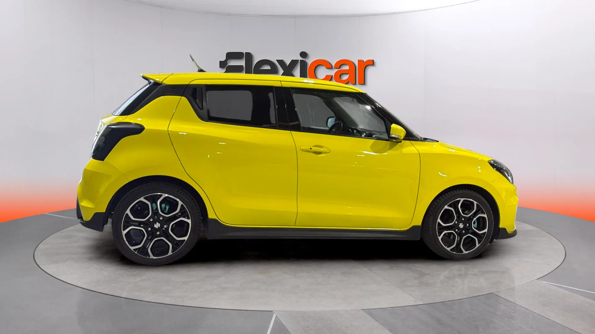 Suzuki Swift 1.4T Sport - foto 8