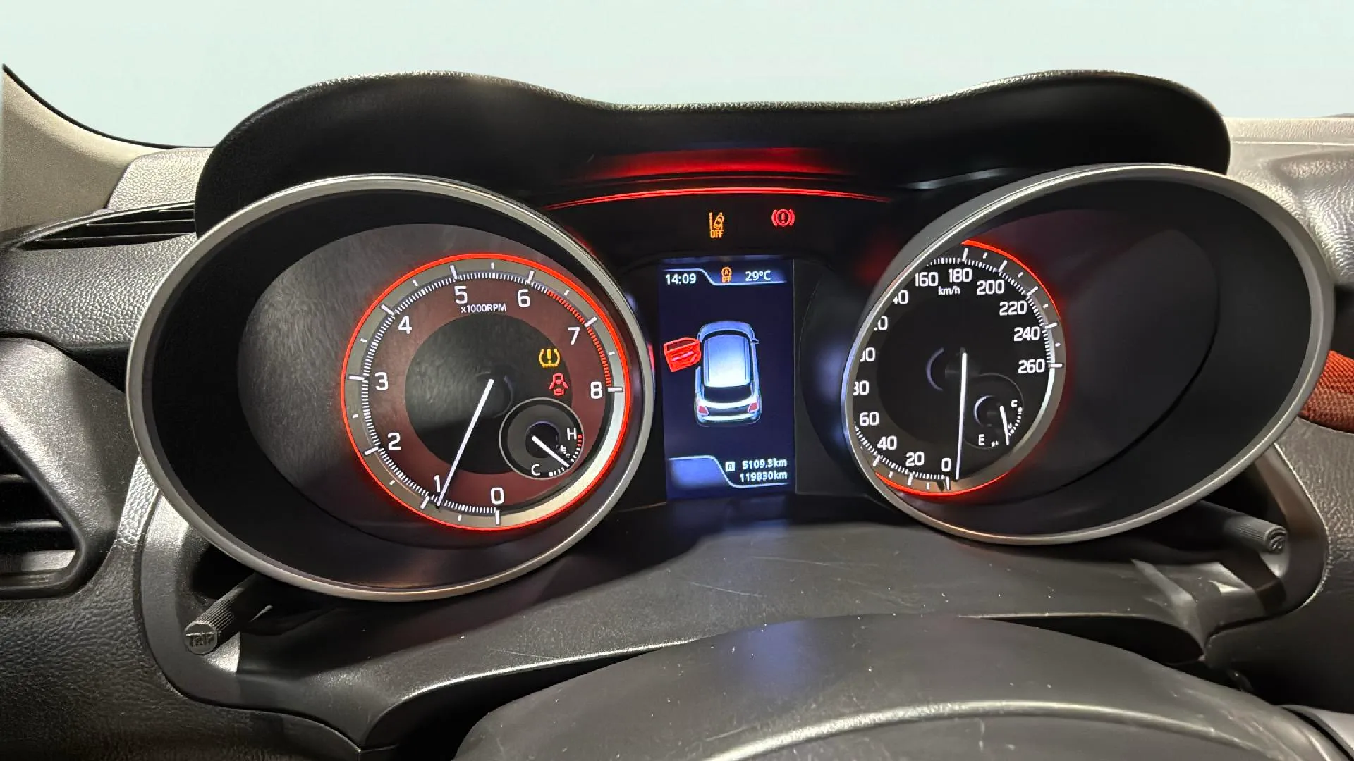 Suzuki Swift 1.4T Sport - foto 13