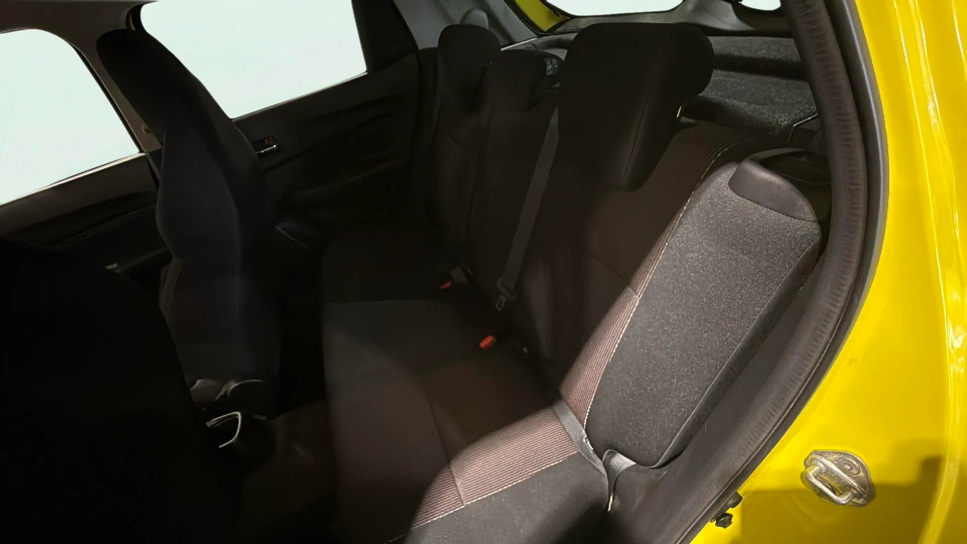 Suzuki Swift 1.4T Sport - foto 18