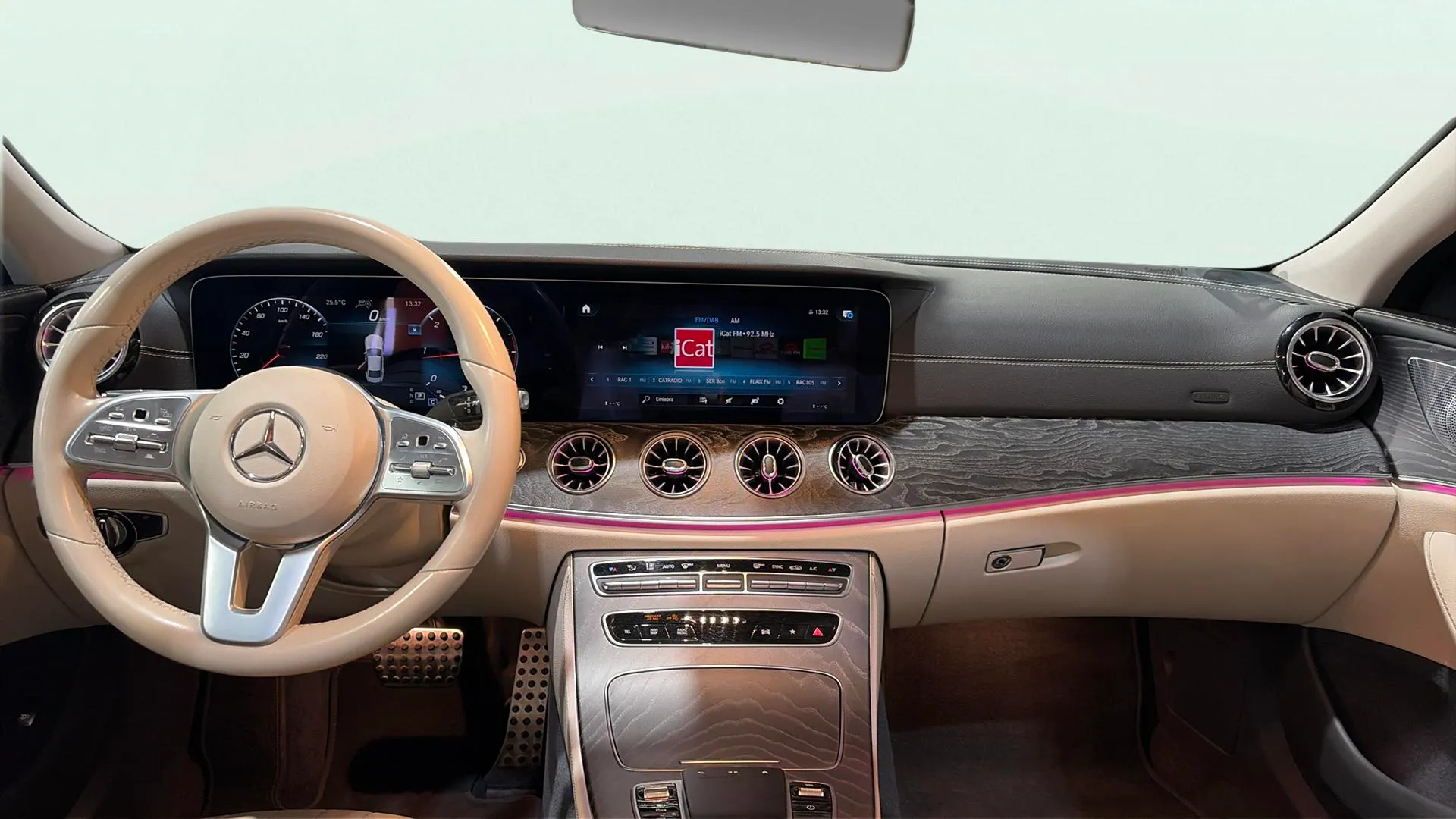Mercedes-Benz CLS 220 d - foto 11