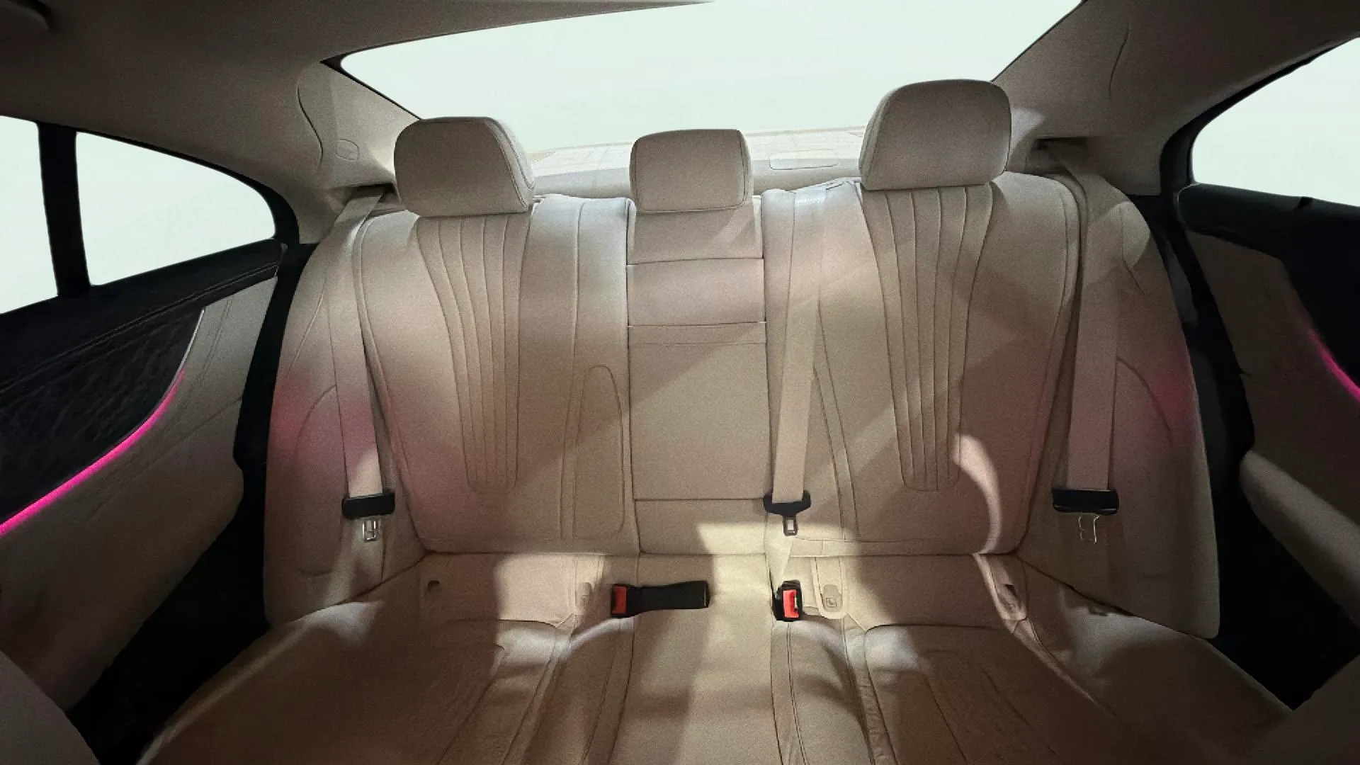 Mercedes-Benz CLS 220 d - foto 24