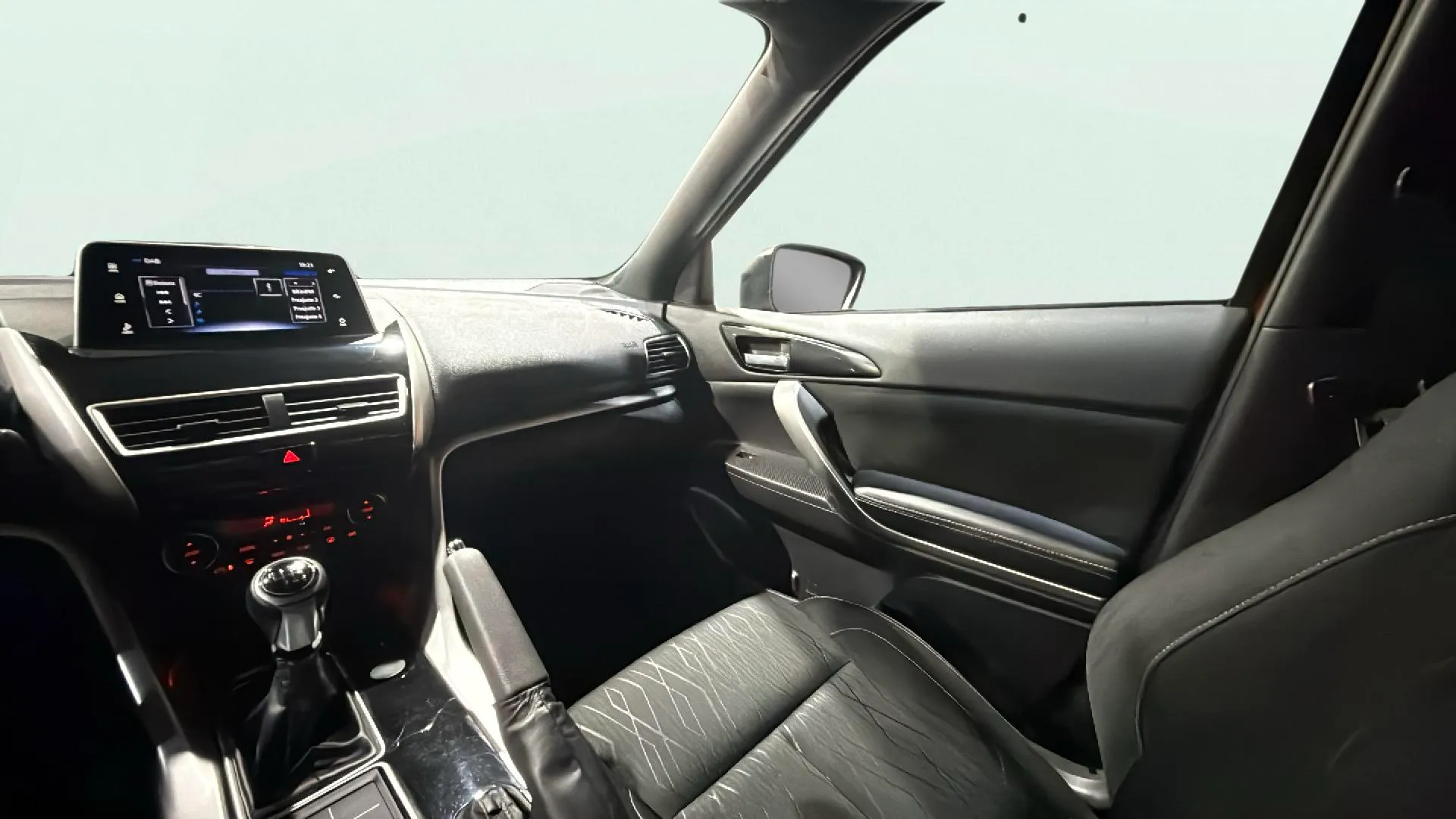 Mitsubishi Eclipse Cross 150T Spirit - foto 15