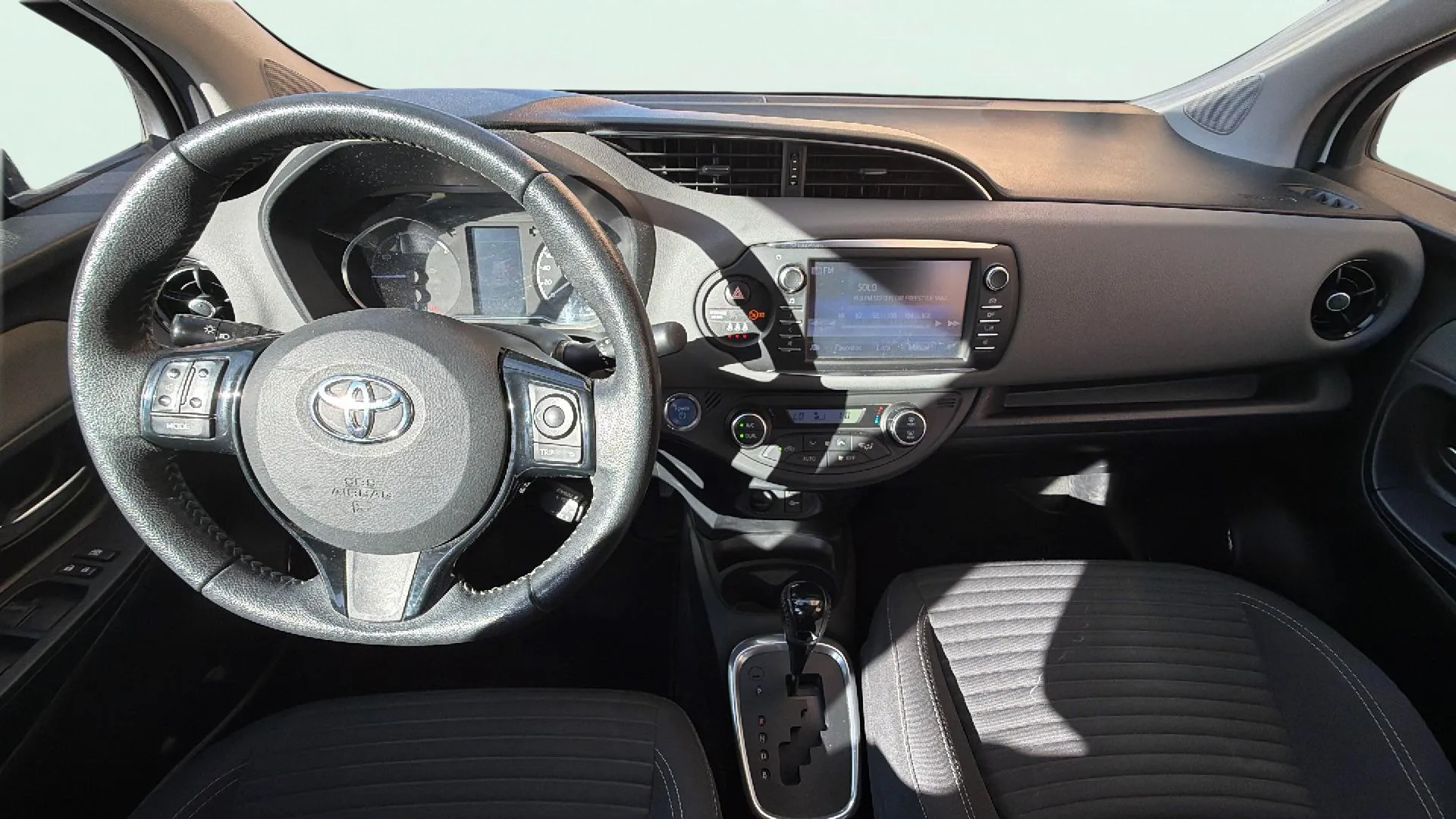 Toyota Yaris 1.5 Hybrid Active - foto 10