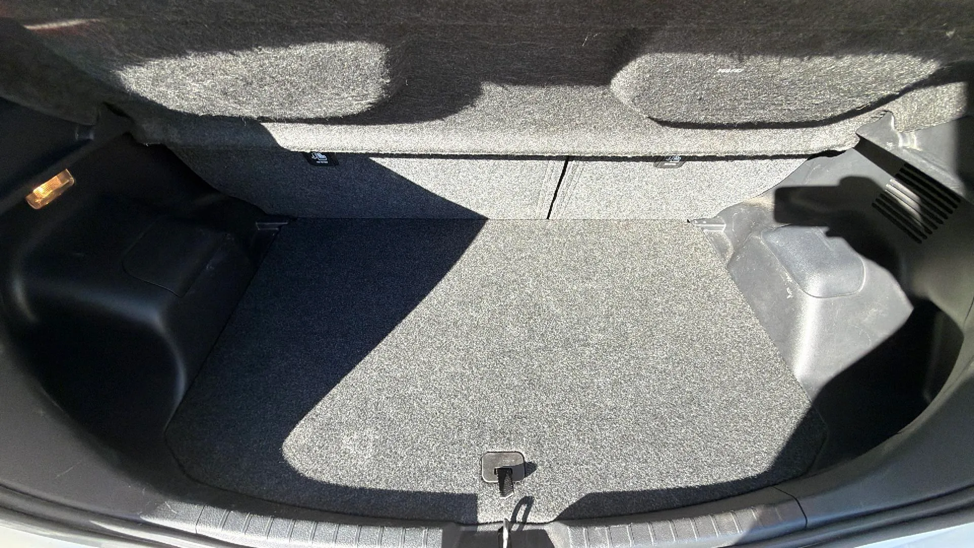 Toyota Yaris 1.5 Hybrid Active - foto 18