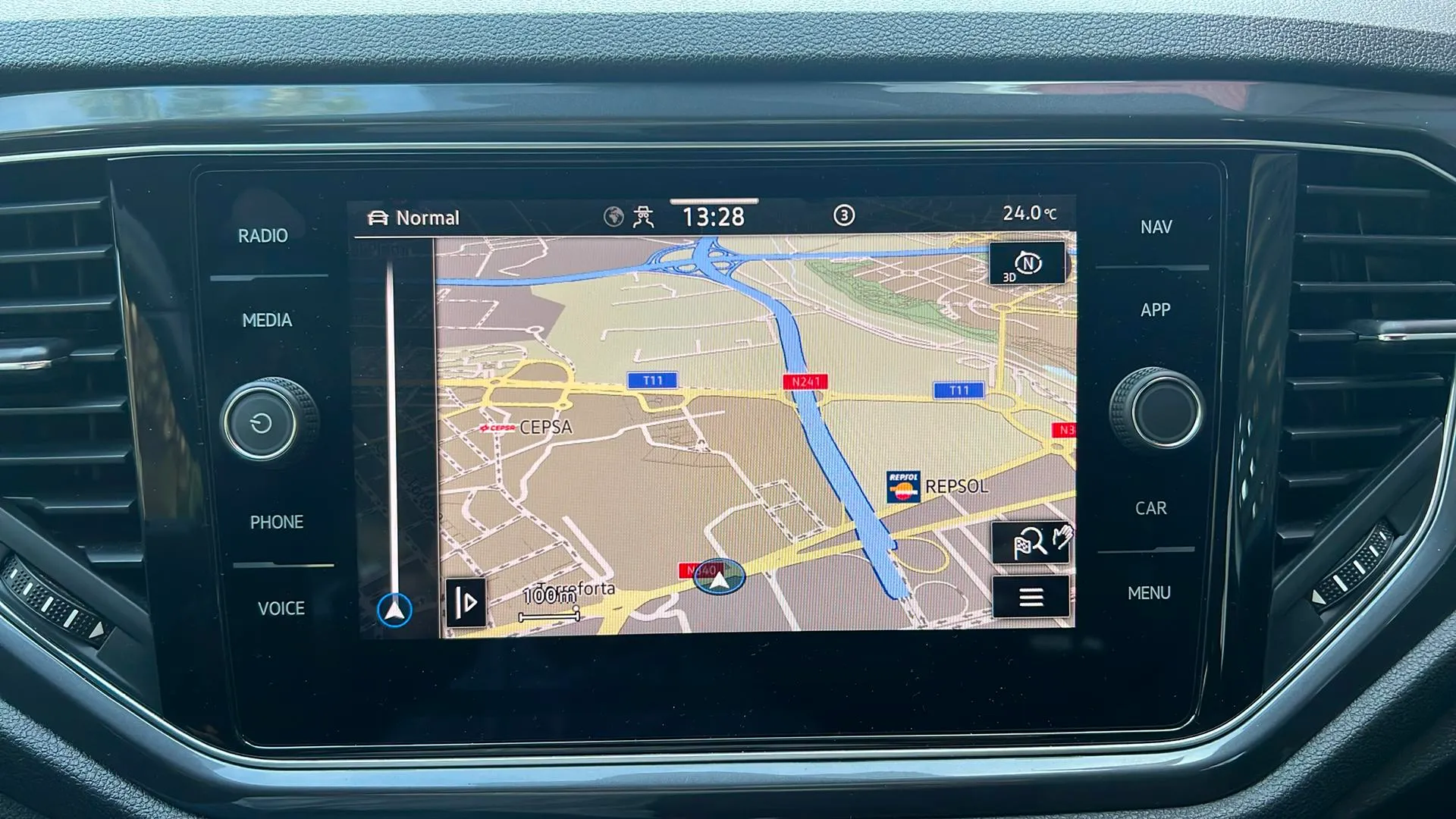 Volkswagen T-Roc R-Line 1.5 TSI DSG - foto 13