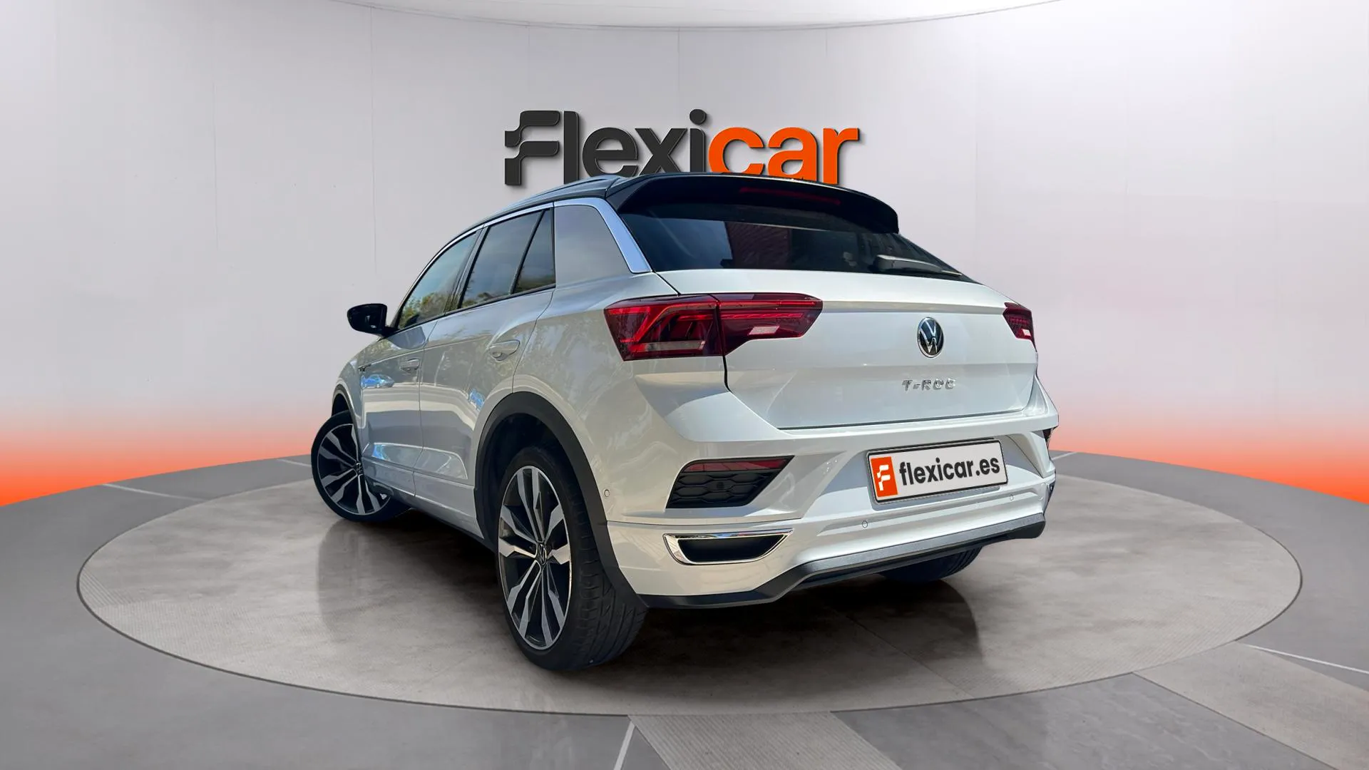 Volkswagen T-Roc R-Line 1.5 TSI DSG - foto 5