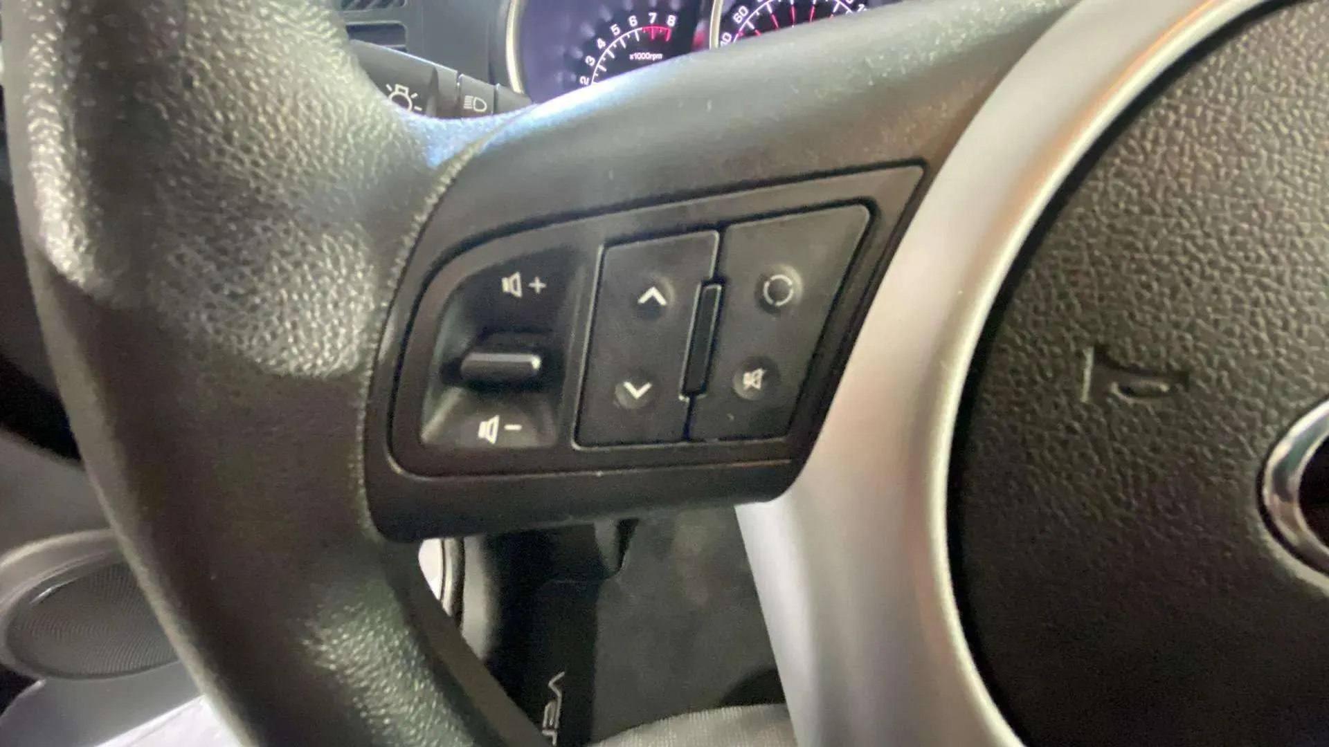 Kia Venga 1.4 Cvvt Tech - foto 17