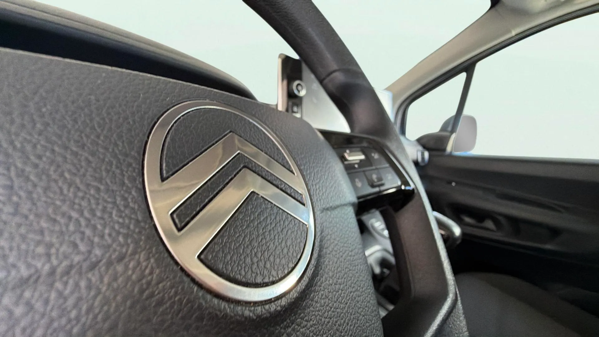 Citroën Berlingo Talla M BlueHDi 100 MAX - foto 16
