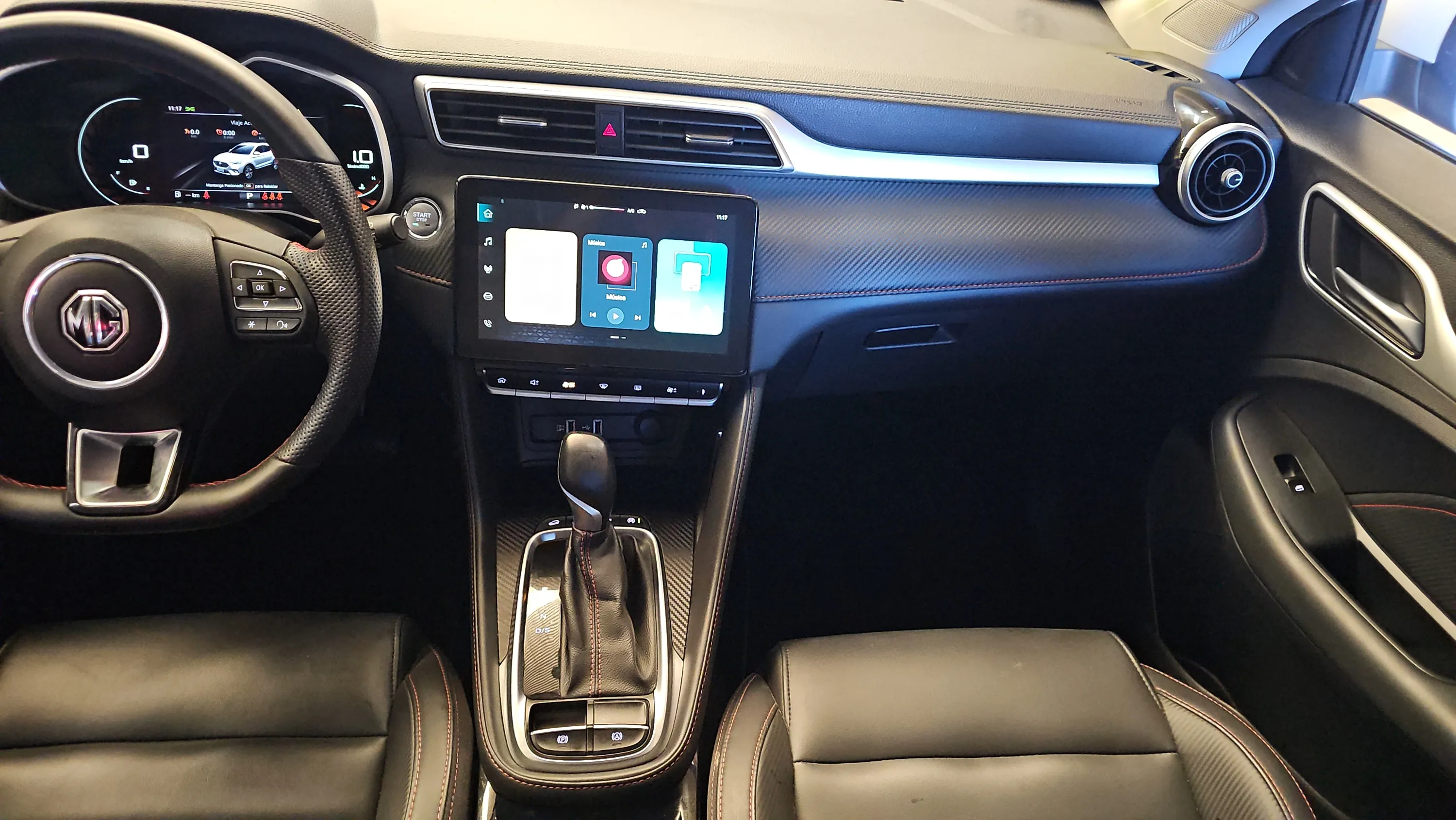MG ZS 1.0T Luxury - foto 16