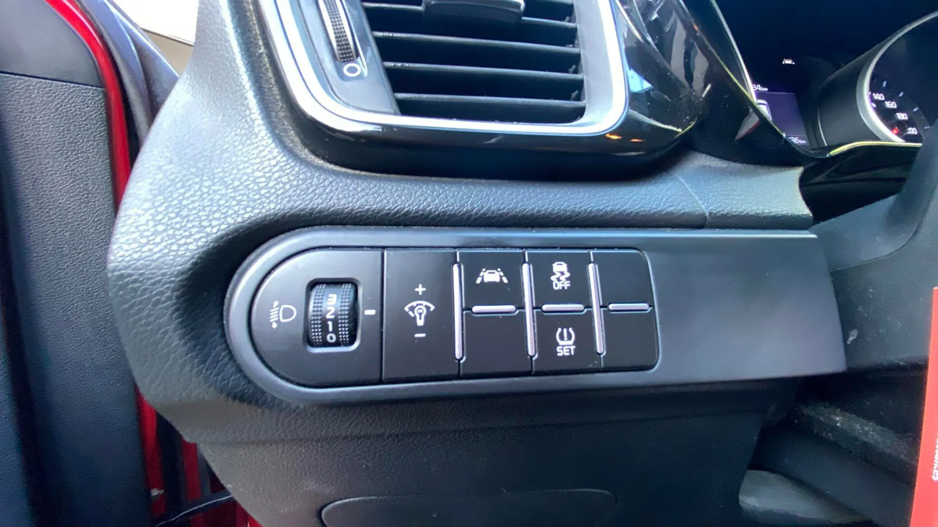 Kia Ceed Tourer 1.6 MHEV iMT Tech - foto 13