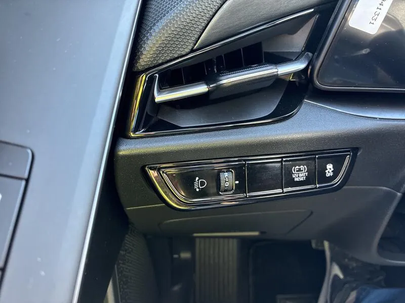 Kia Niro 1.6 GDi HEV Drive - foto 27