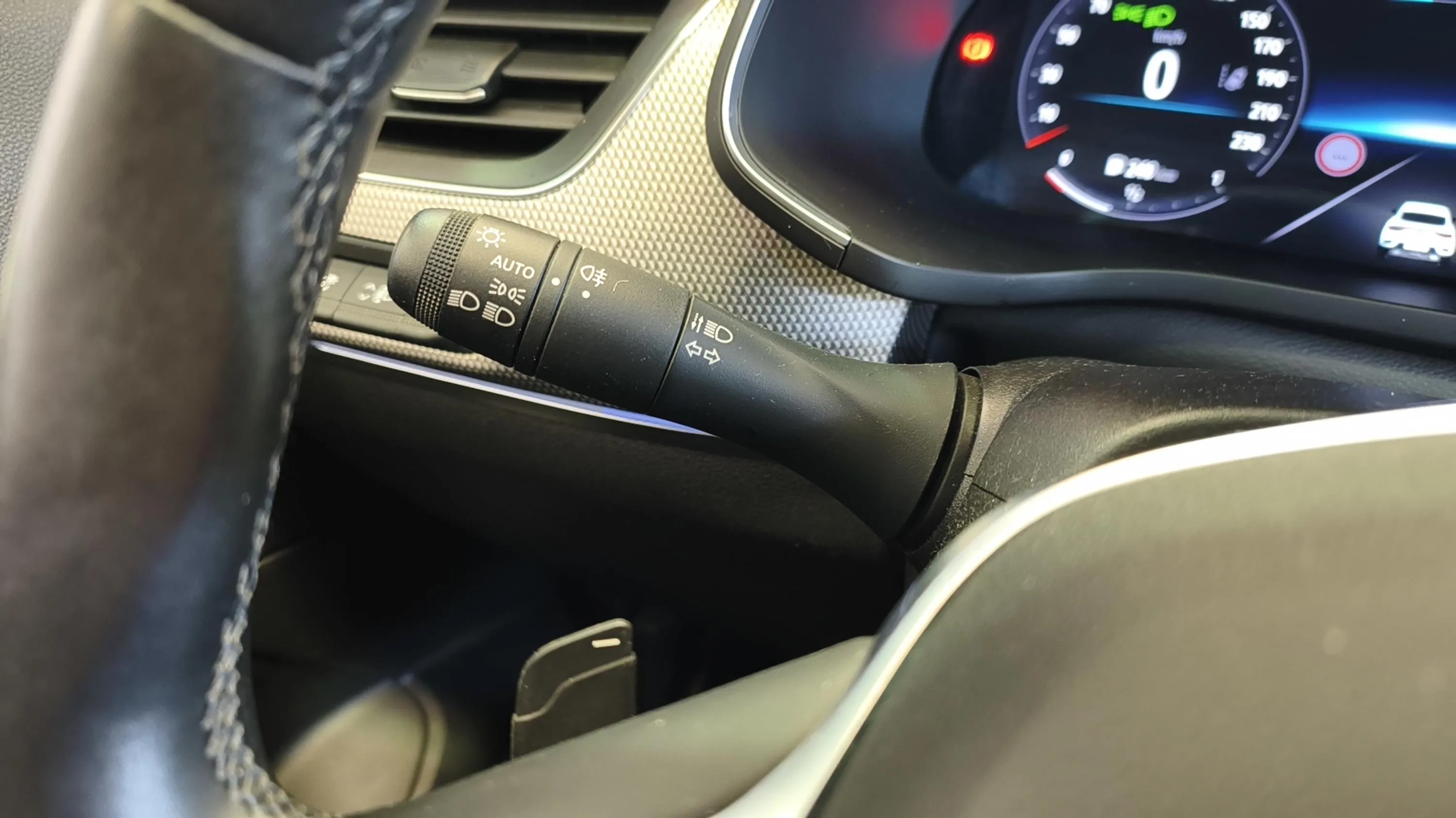 Renault Arkana Techno TCe EDC mild hybrid - foto 21