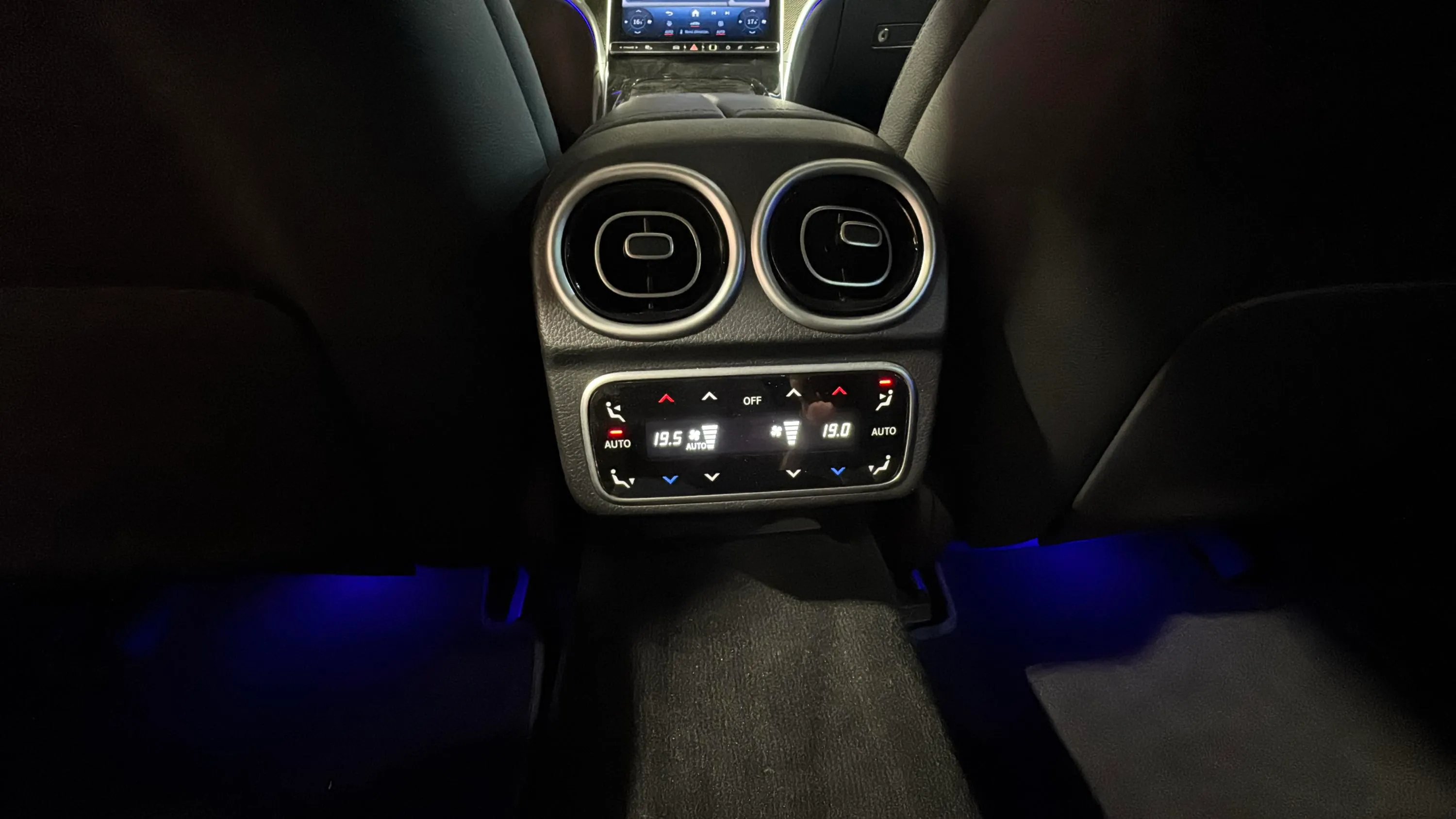 Mercedes-Benz Clase C C 200 - foto 29