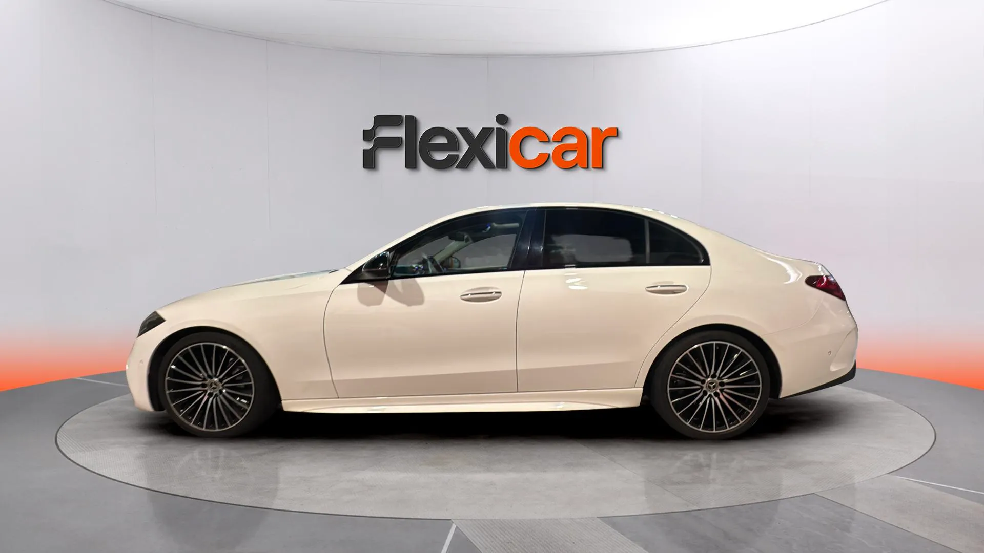 Mercedes-Benz Clase C C 200 - foto 4