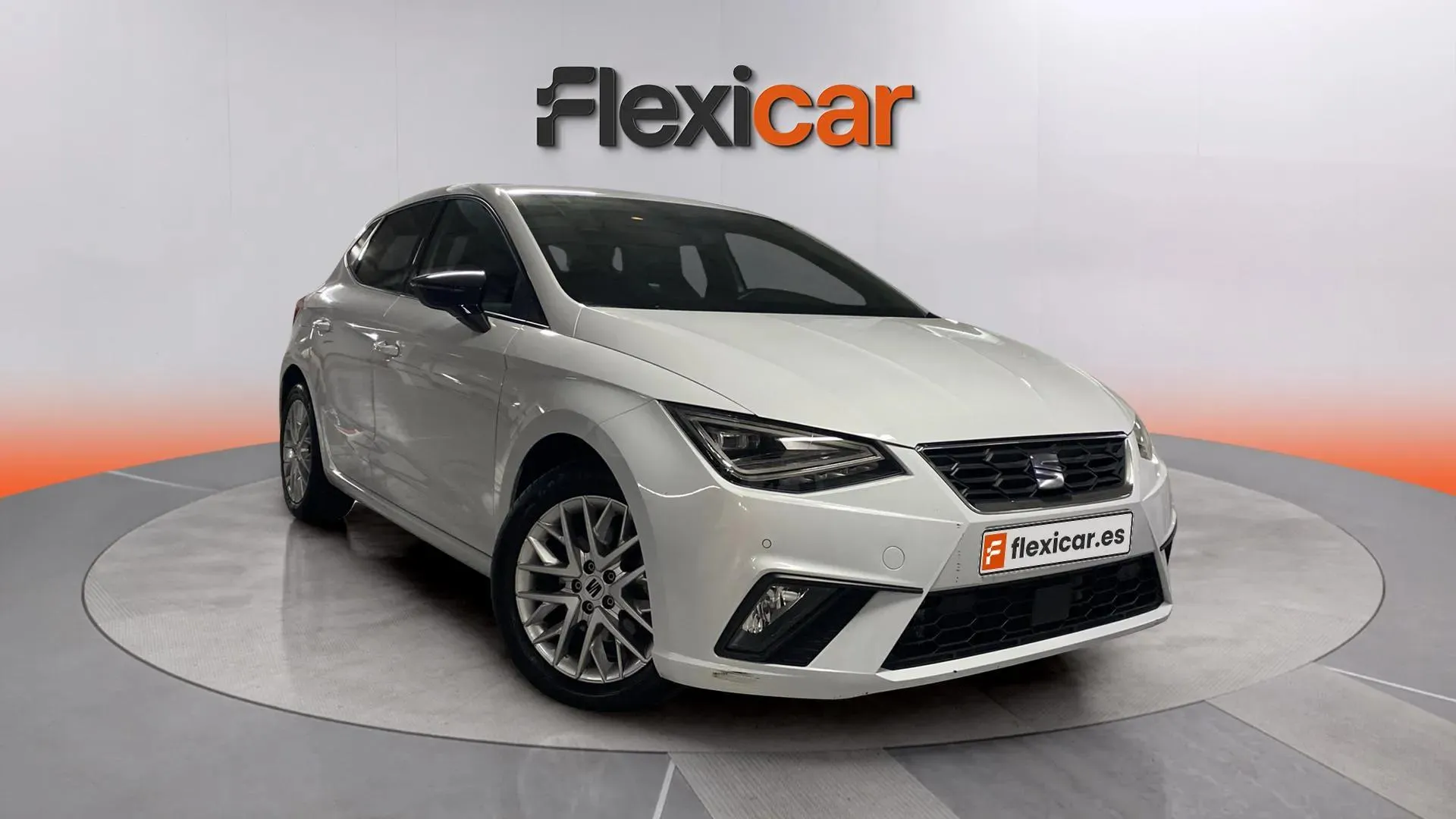 SEAT Ibiza 1.0 TSI Start&Stop DSG FR Salta! 2025