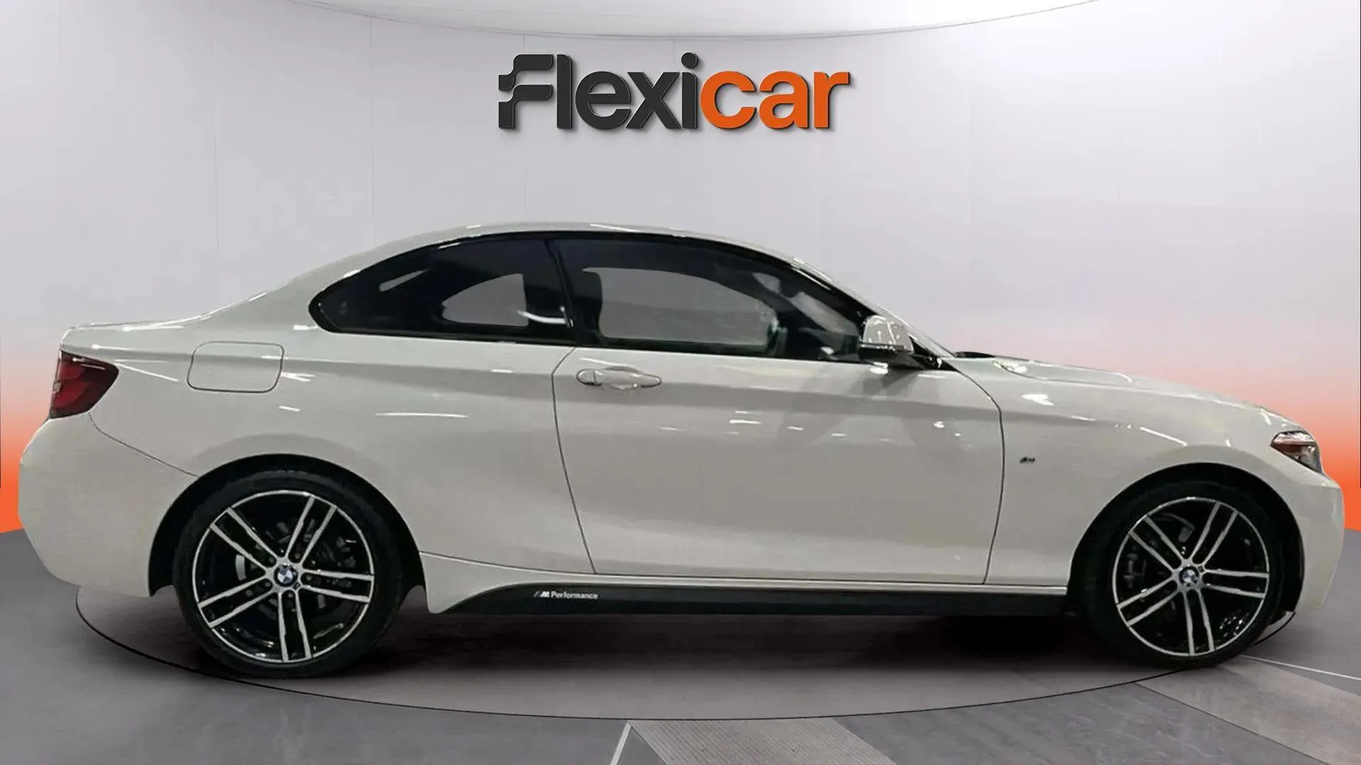 BMW Serie 2 218d - foto 8