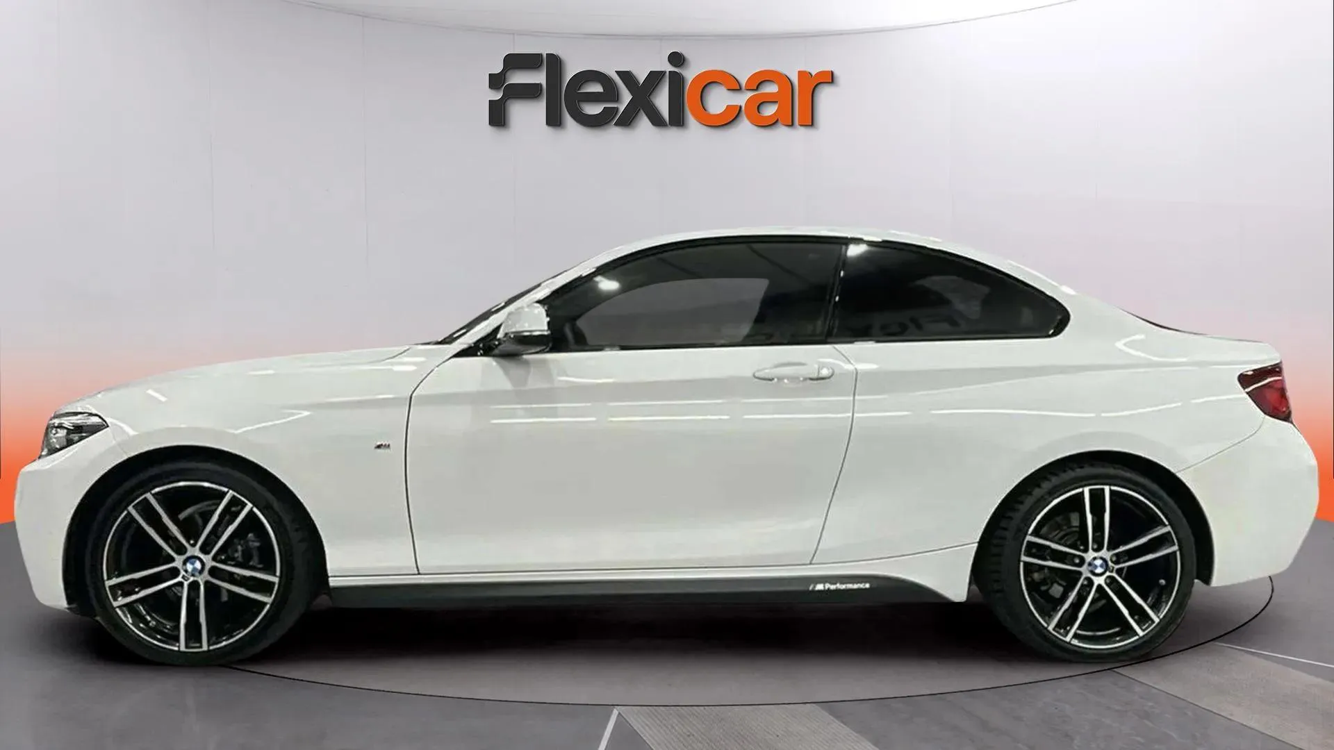 BMW Serie 2 218d - foto 4