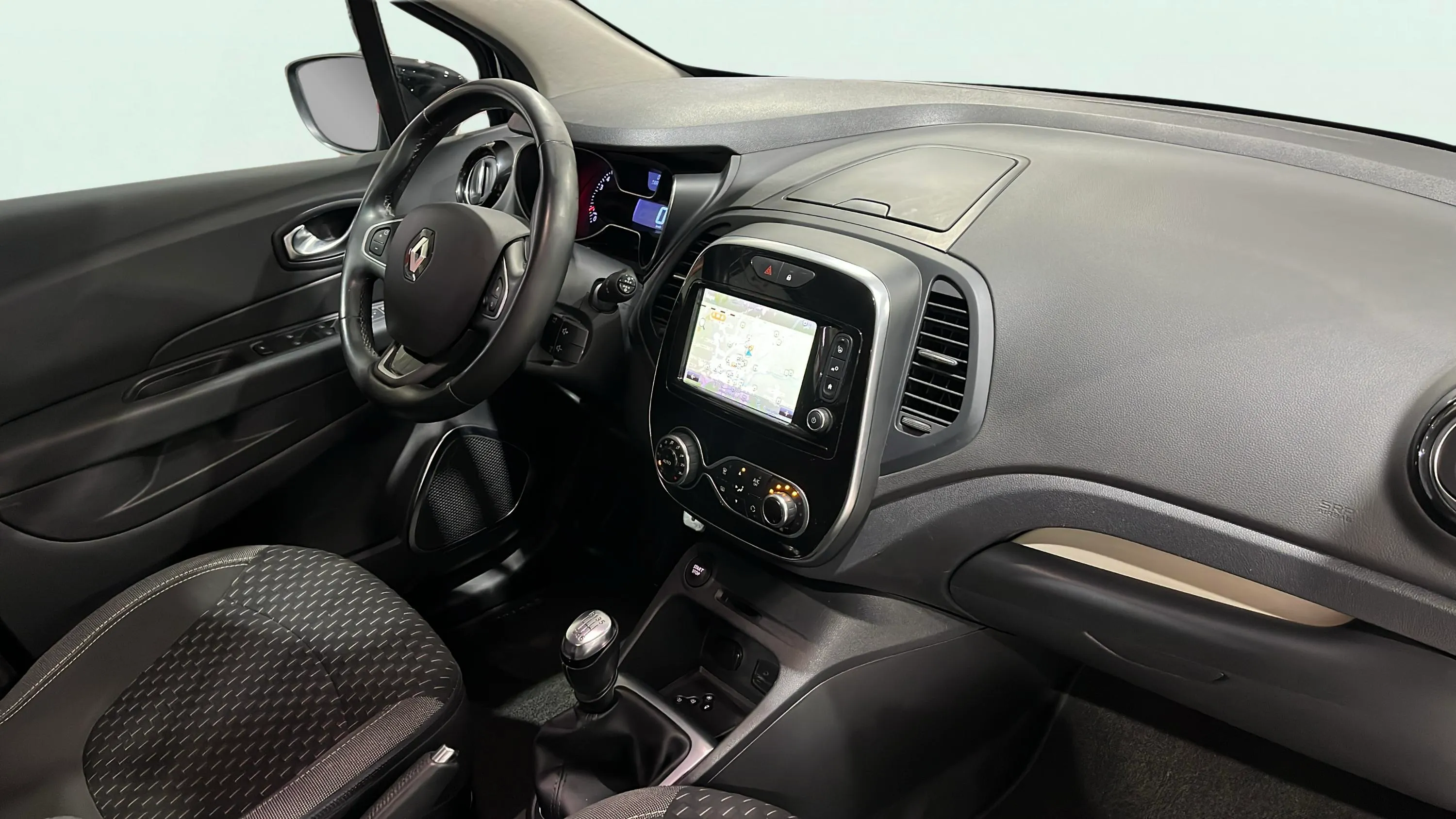Renault Captur Zen TCe GPF - foto 12