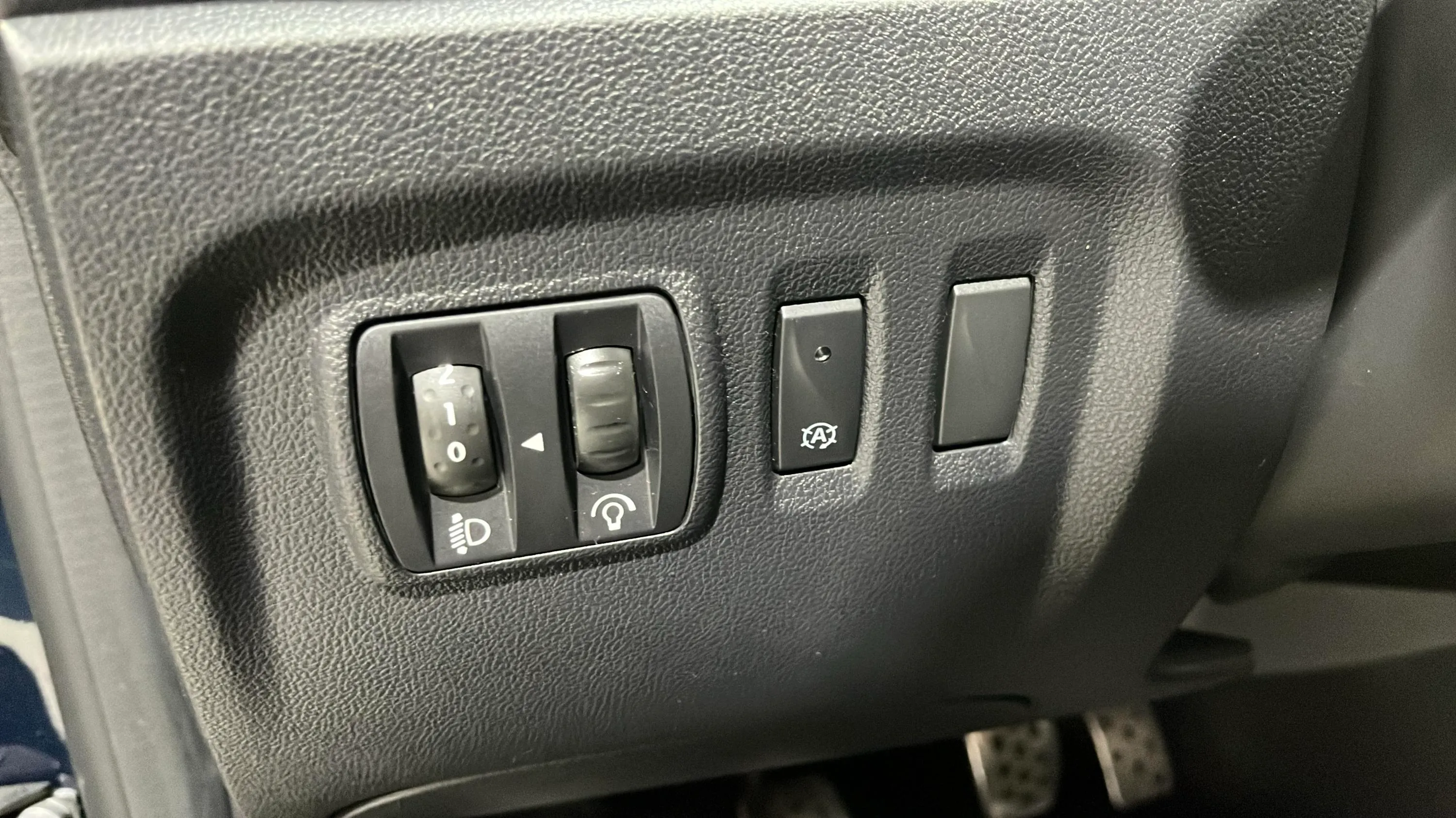 Renault Captur Zen TCe GPF - foto 15