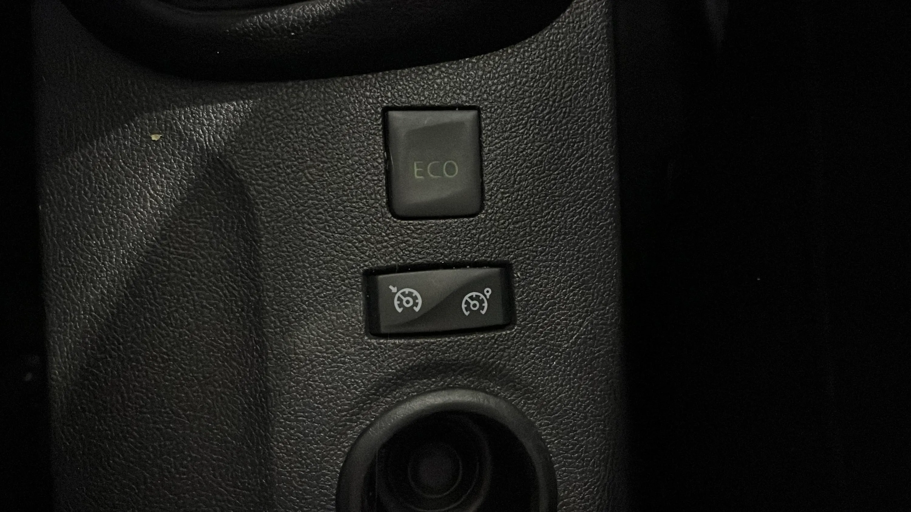 Renault Captur Zen TCe GPF - foto 27