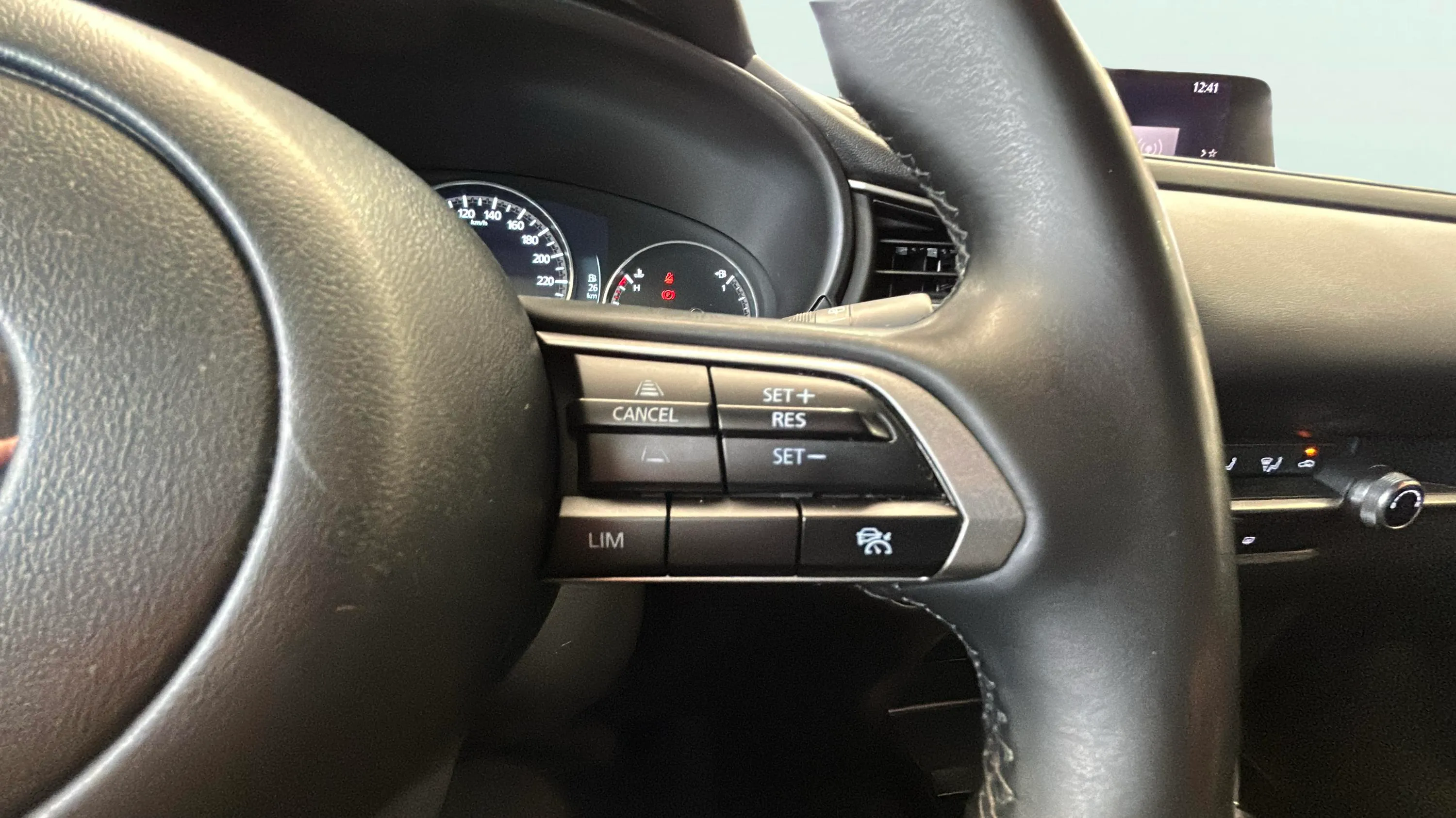 Mazda CX-30 2.5L e-SKYACT G MHEV Centr-Line - foto 20