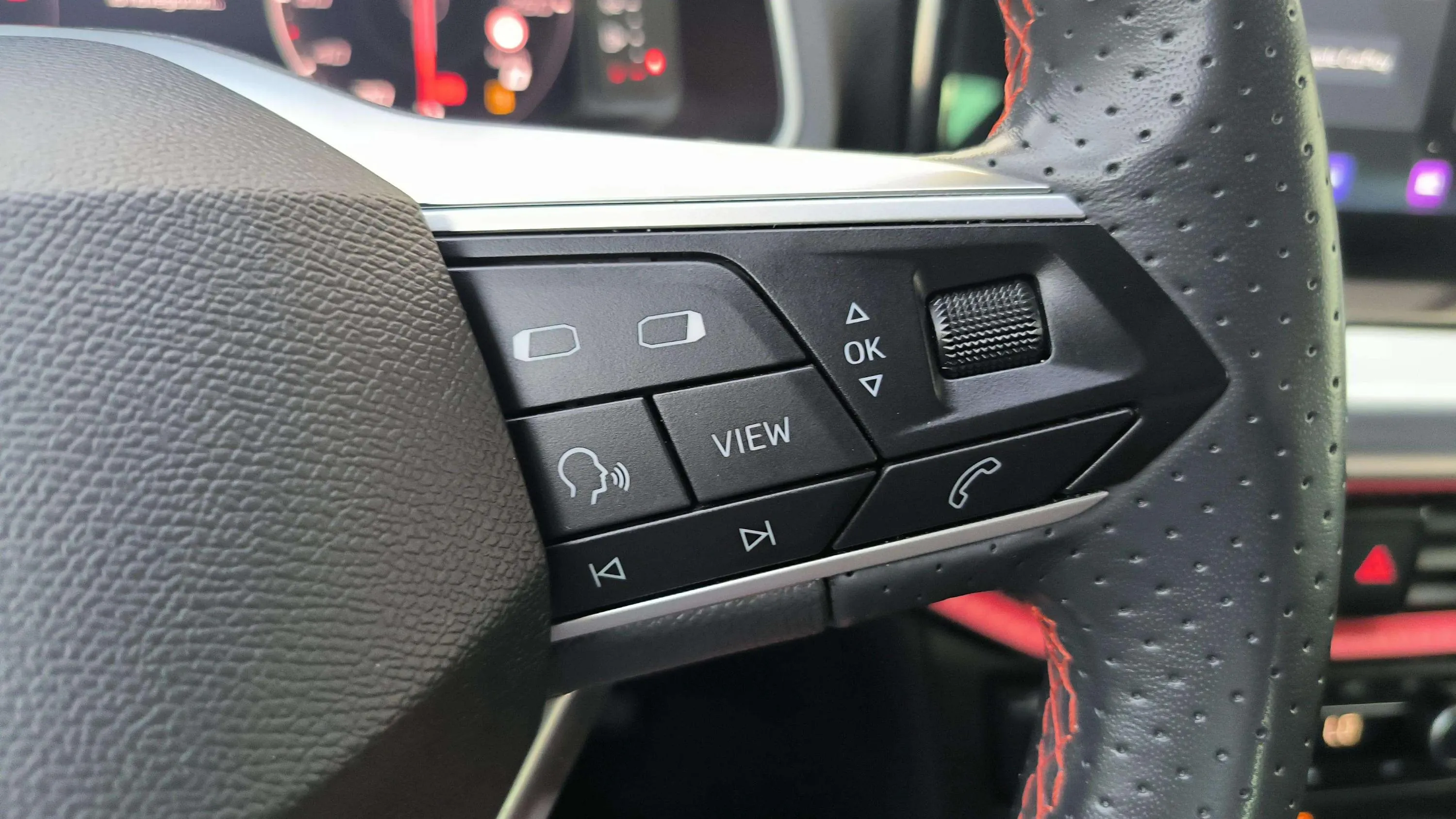 SEAT Ibiza 1.0 TSI DSG FR Salta - foto 15