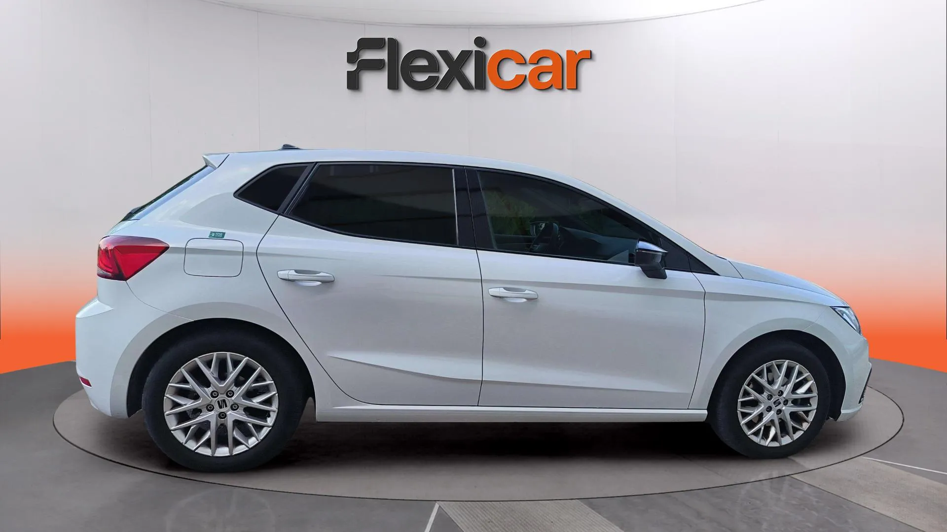 SEAT Ibiza 1.0 TSI DSG FR Salta - foto 8