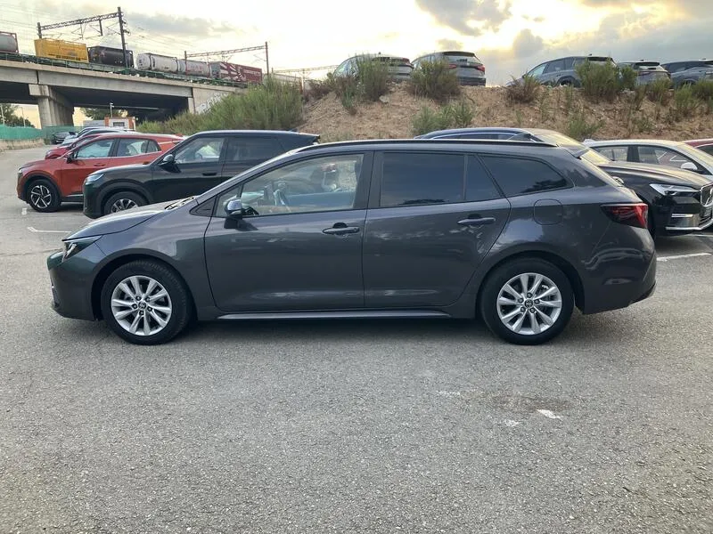 Toyota Corolla Active Plus Touring Sport - foto 3