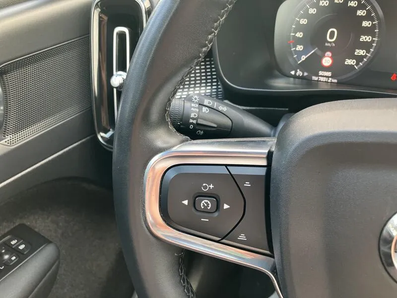 Volvo XC40 1.5 T4 Twin Recharge R-Design - foto 15