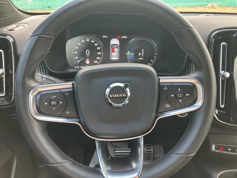 Volvo XC40 1.5 T4 Twin Recharge R-Design - foto 14