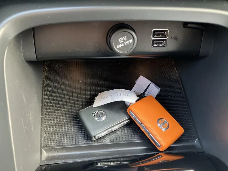 Volvo XC40 1.5 T4 Twin Recharge R-Design - foto 18