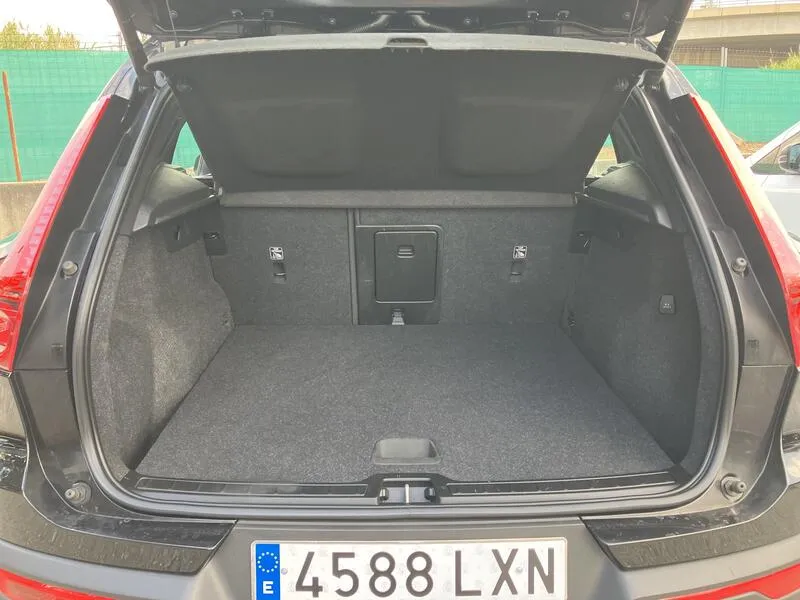 Volvo XC40 1.5 T4 Twin Recharge R-Design - foto 27
