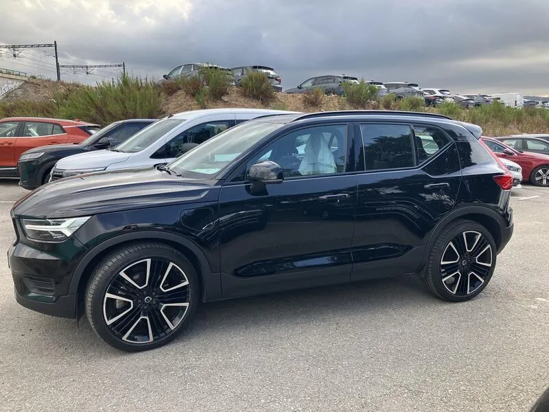 Volvo XC40 1.5 T4 Twin Recharge R-Design - foto 3