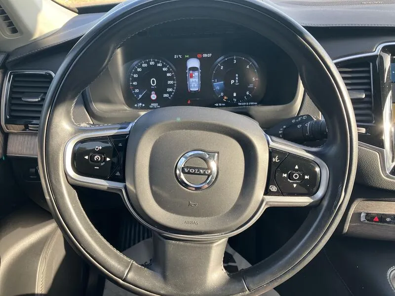 Volvo XC90 2.0 B5 D AWD - foto 15