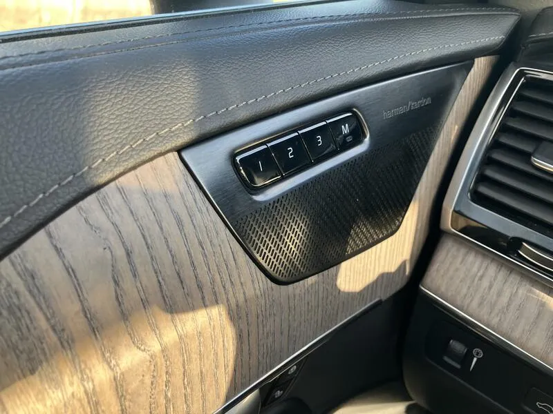 Volvo XC90 2.0 B5 D AWD - foto 17