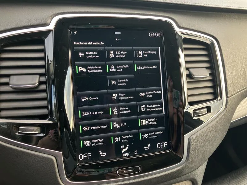 Volvo XC90 2.0 B5 D AWD - foto 25