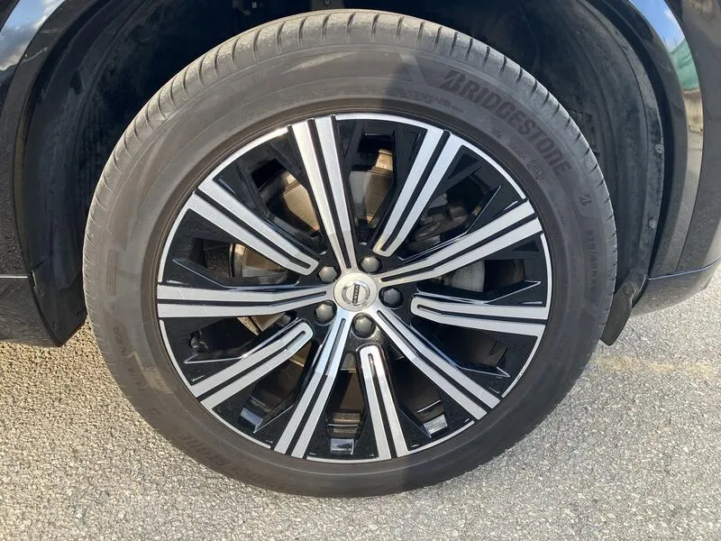 Volvo XC90 2.0 B5 D AWD - foto 36
