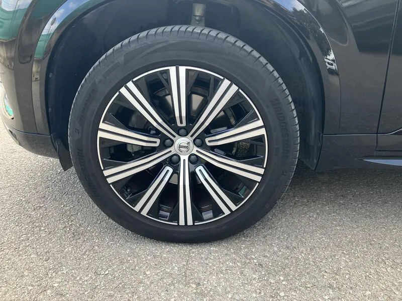 Volvo XC90 2.0 B5 D AWD - foto 30