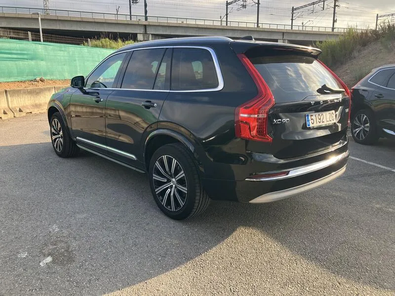 Volvo XC90 2.0 B5 D AWD - foto 4