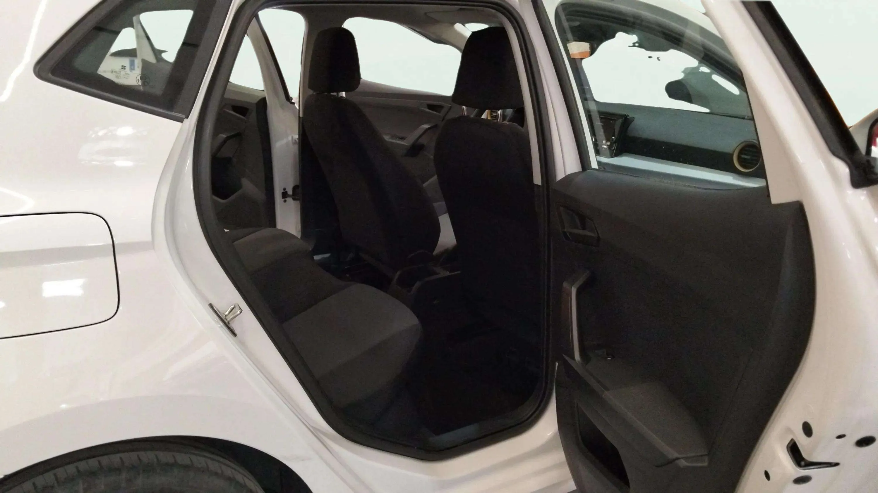 SEAT Ibiza 1.0 MPI Reference Salta - foto 10