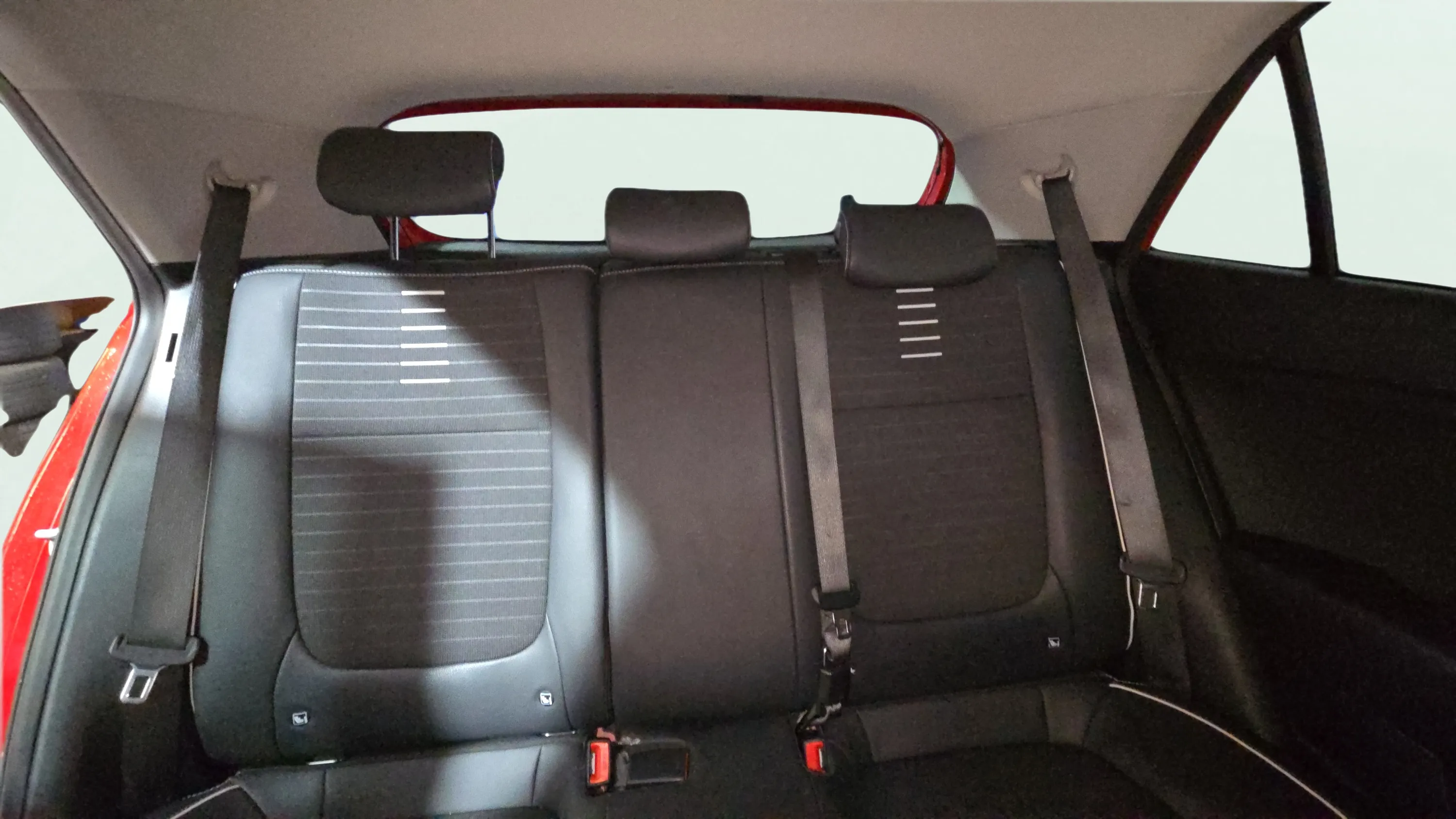 Kia Rio 1.0 T-GDi GT Line - foto 21