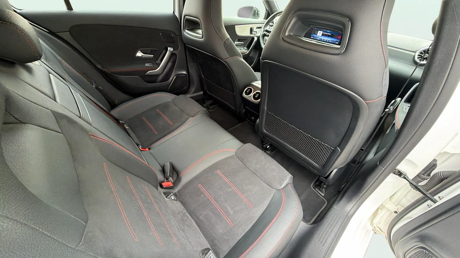 Mercedes-Benz Clase A A 220 d - foto 13
