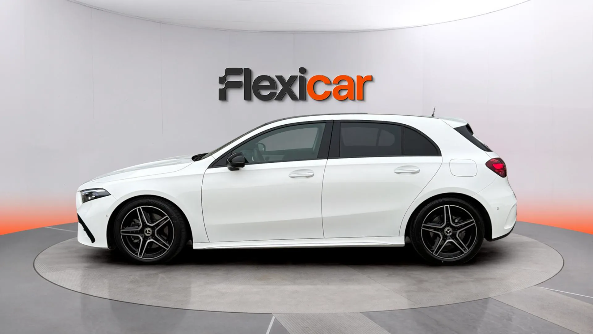 Mercedes-Benz Clase A A 220 d - foto 4
