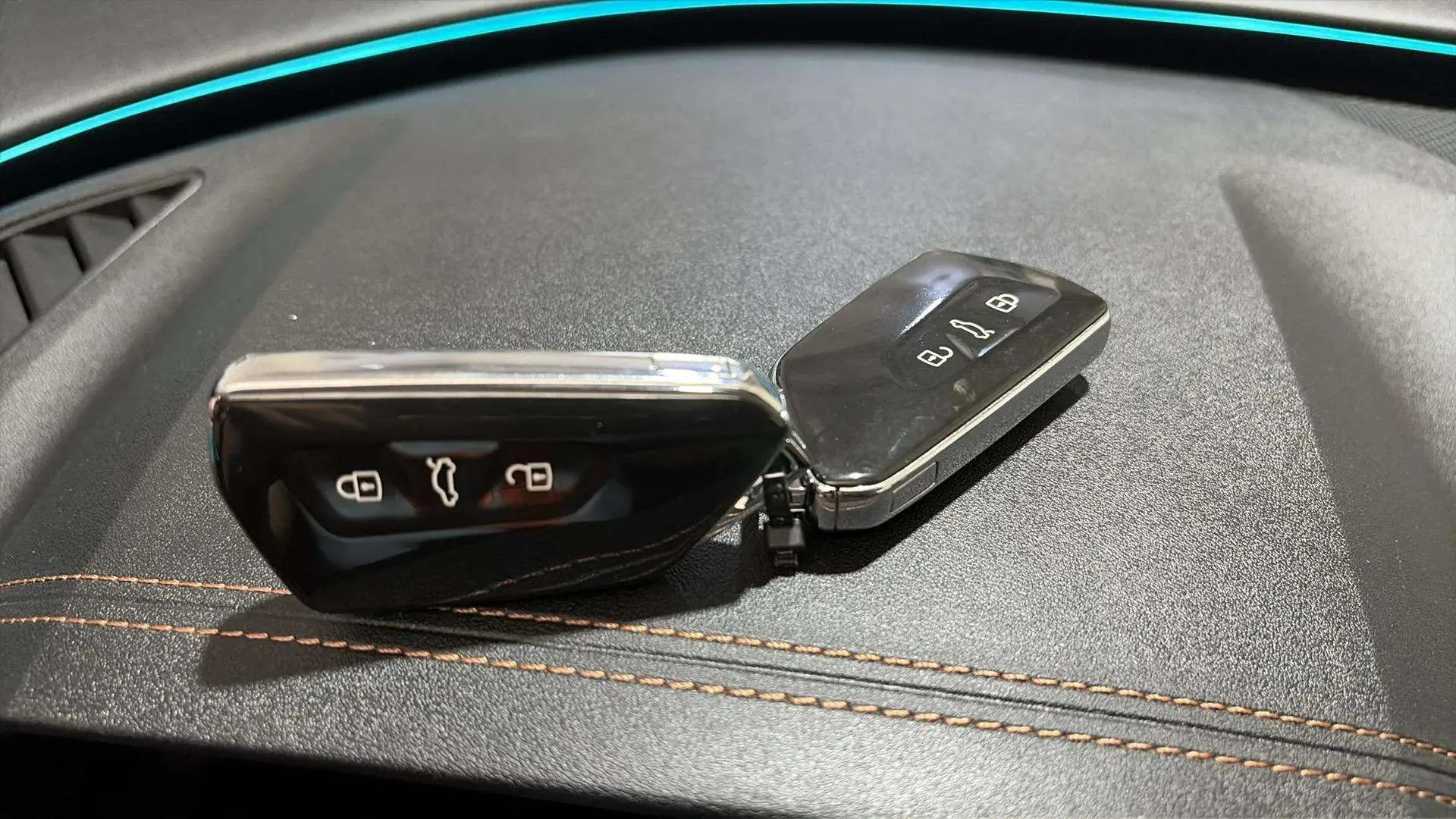 Cupra Formentor 1.5 TSI e-Hybrid DSG - foto 16