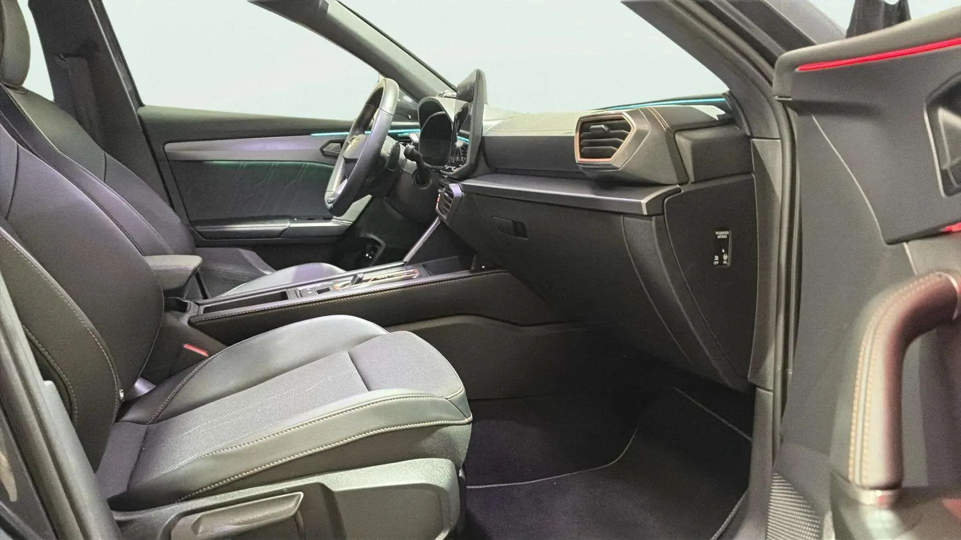 Cupra Formentor 1.5 TSI e-Hybrid DSG - foto 23