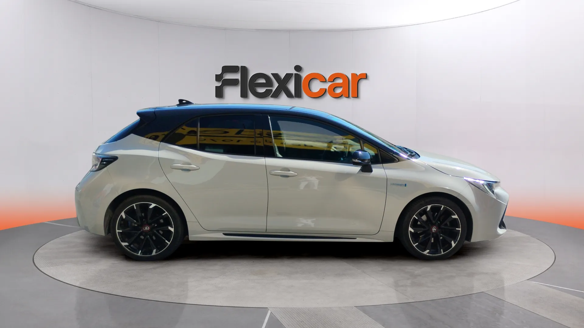 Toyota Corolla 2.0 180H GR-Sport E-CVT - foto 7