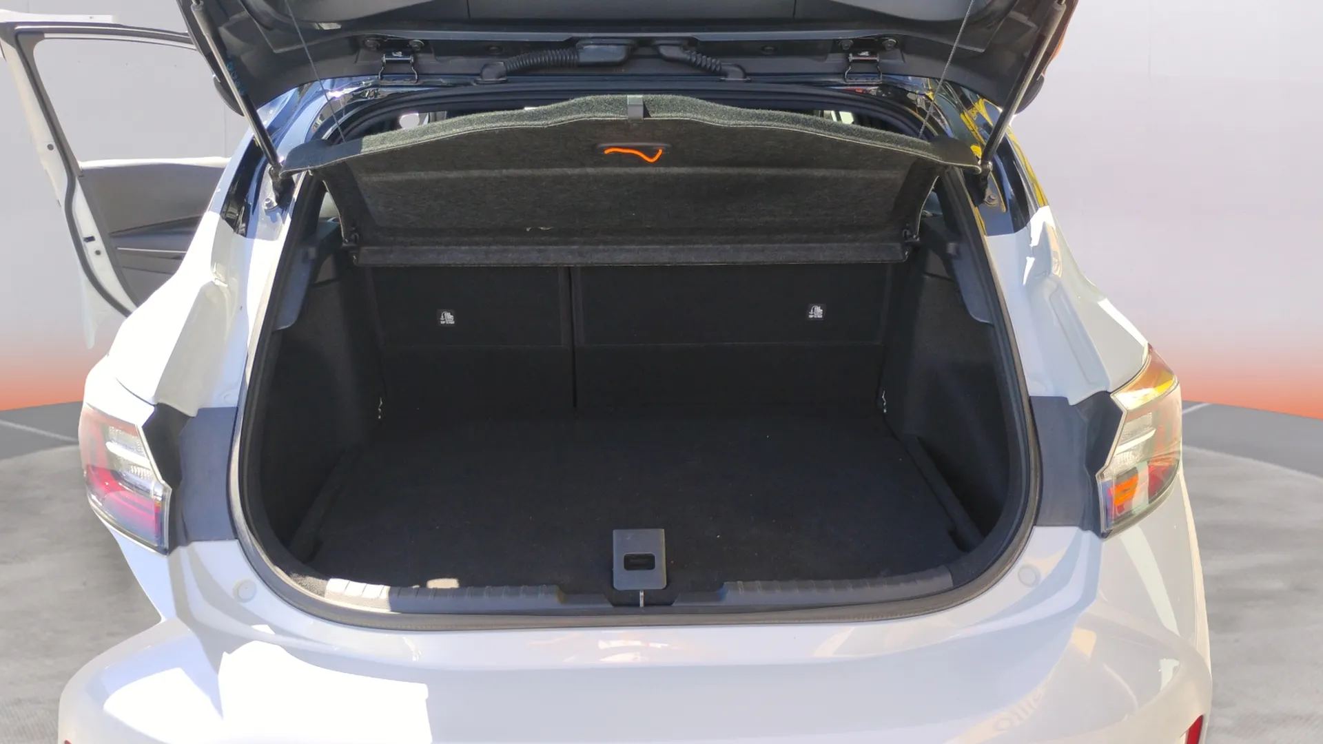 Toyota Corolla 2.0 180H GR-Sport E-CVT - foto 19