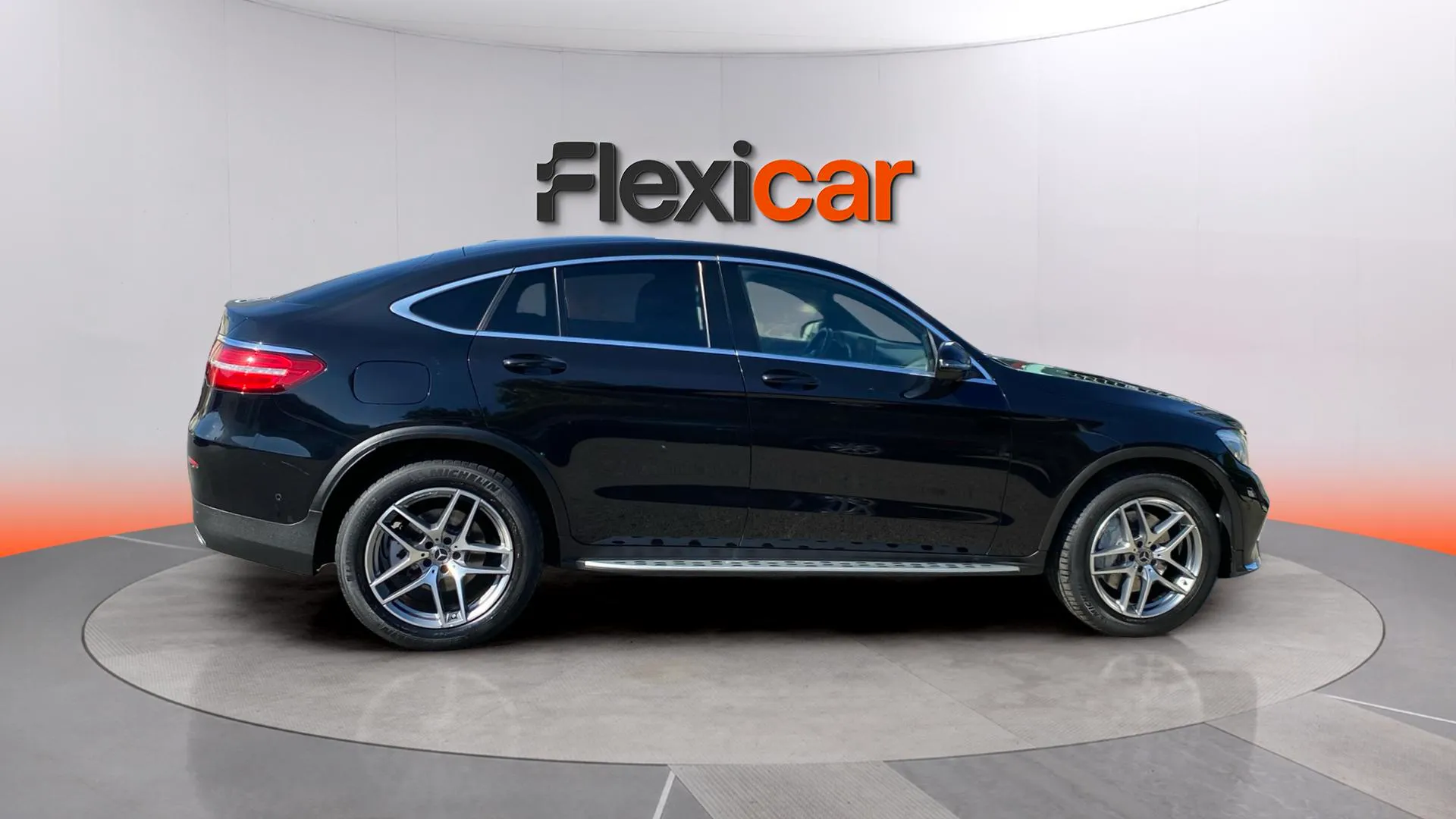 Mercedes-Benz GLC 250 d 4MATIC - foto 7